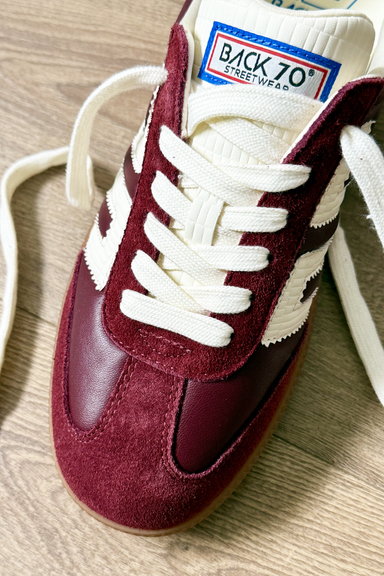 Women's Back 70 Cloud NC26 in Wine Milk