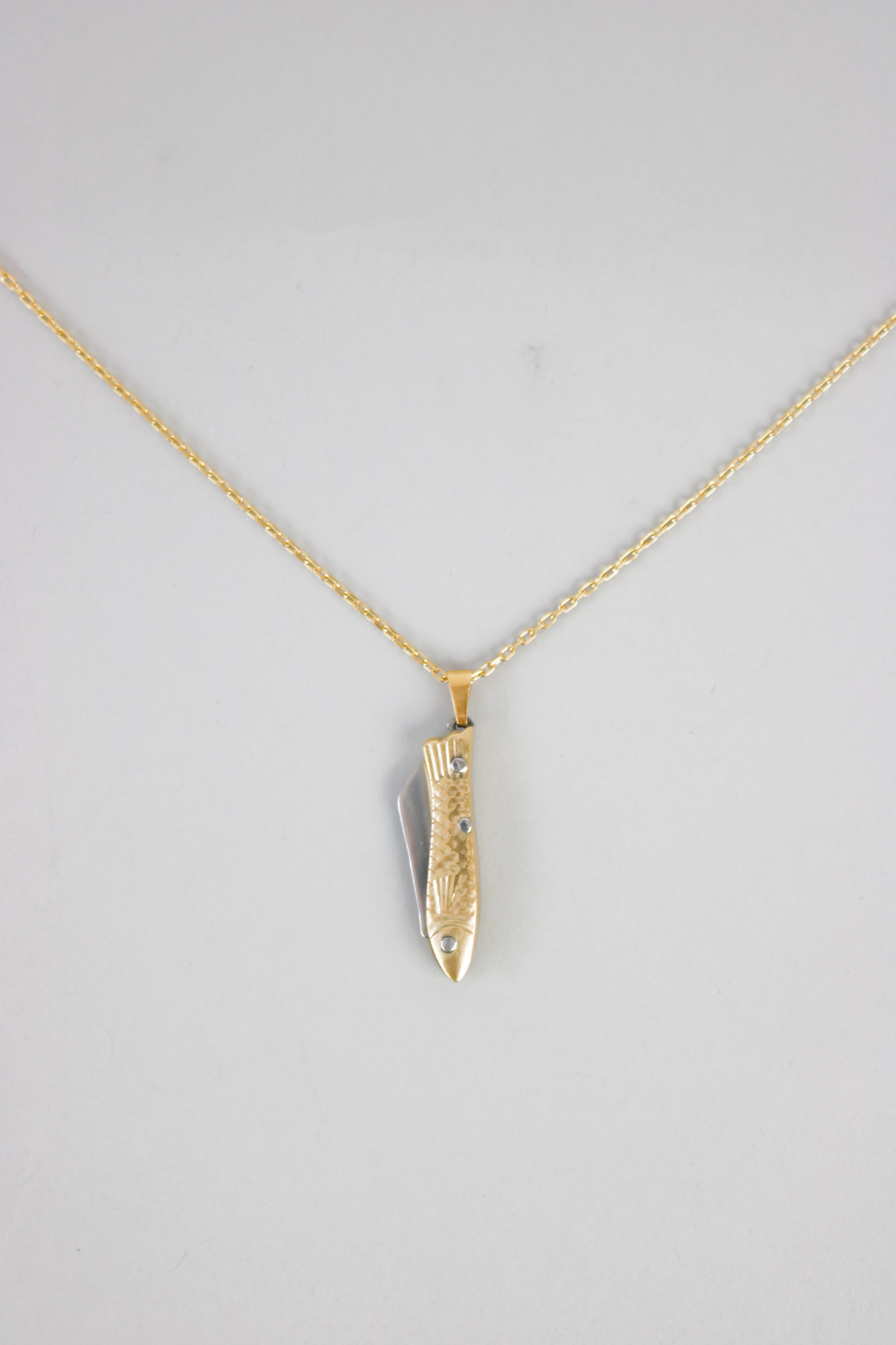 Lucky Fish Pendant in Gold