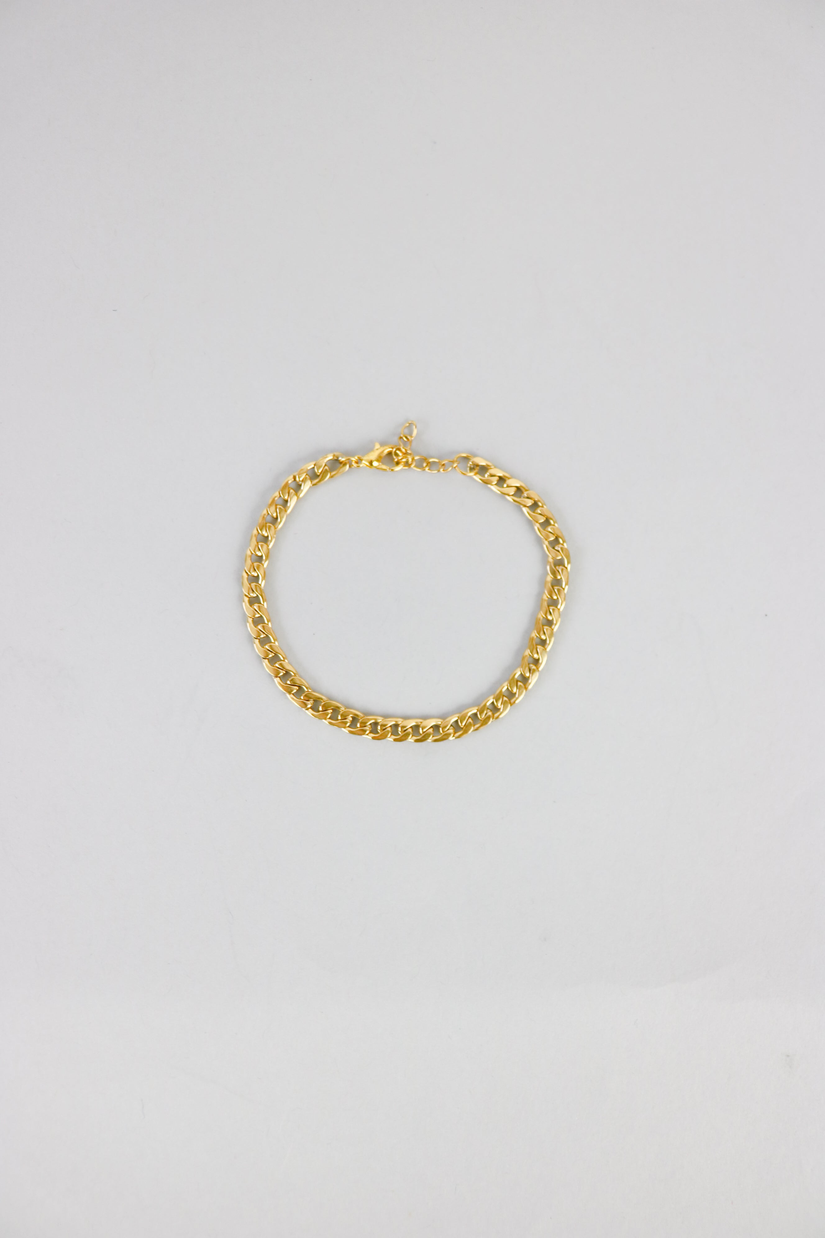 Standard Cuban Link Bracelet in Gold