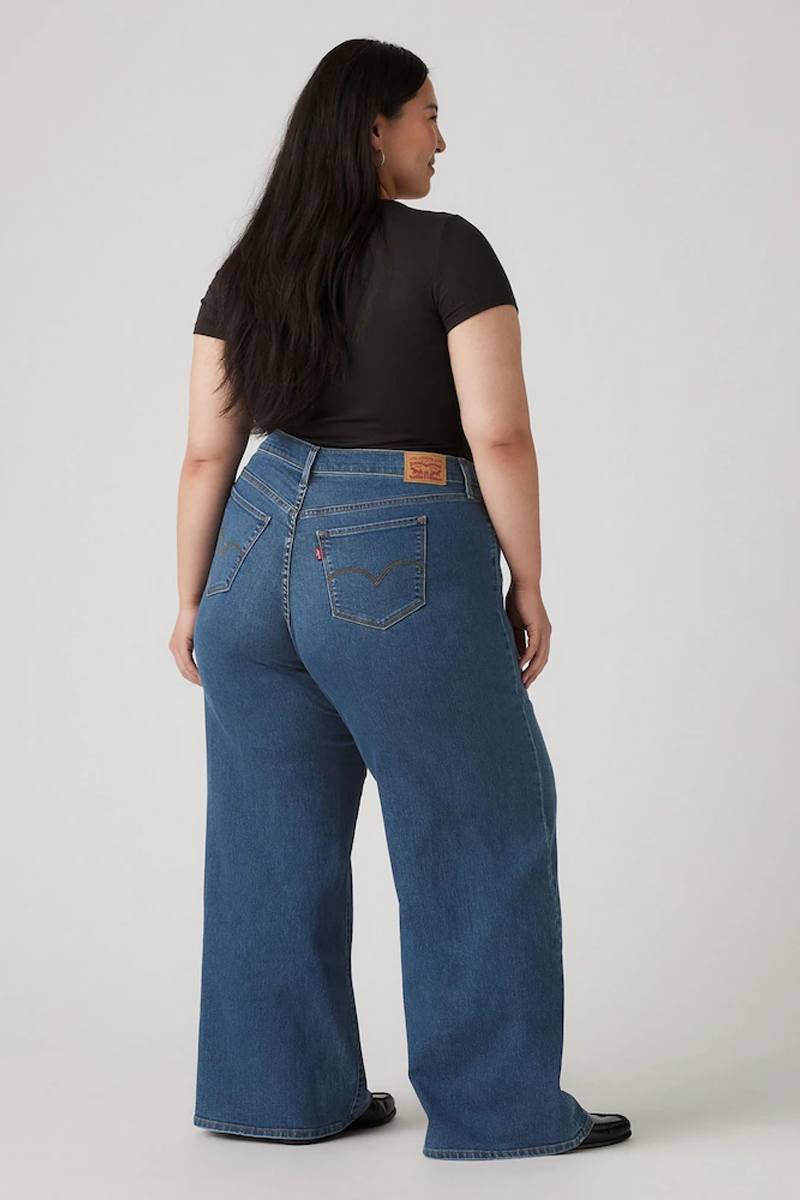 Women's Levi's Plus 318 Shaping Wide Leg in Clever Girl