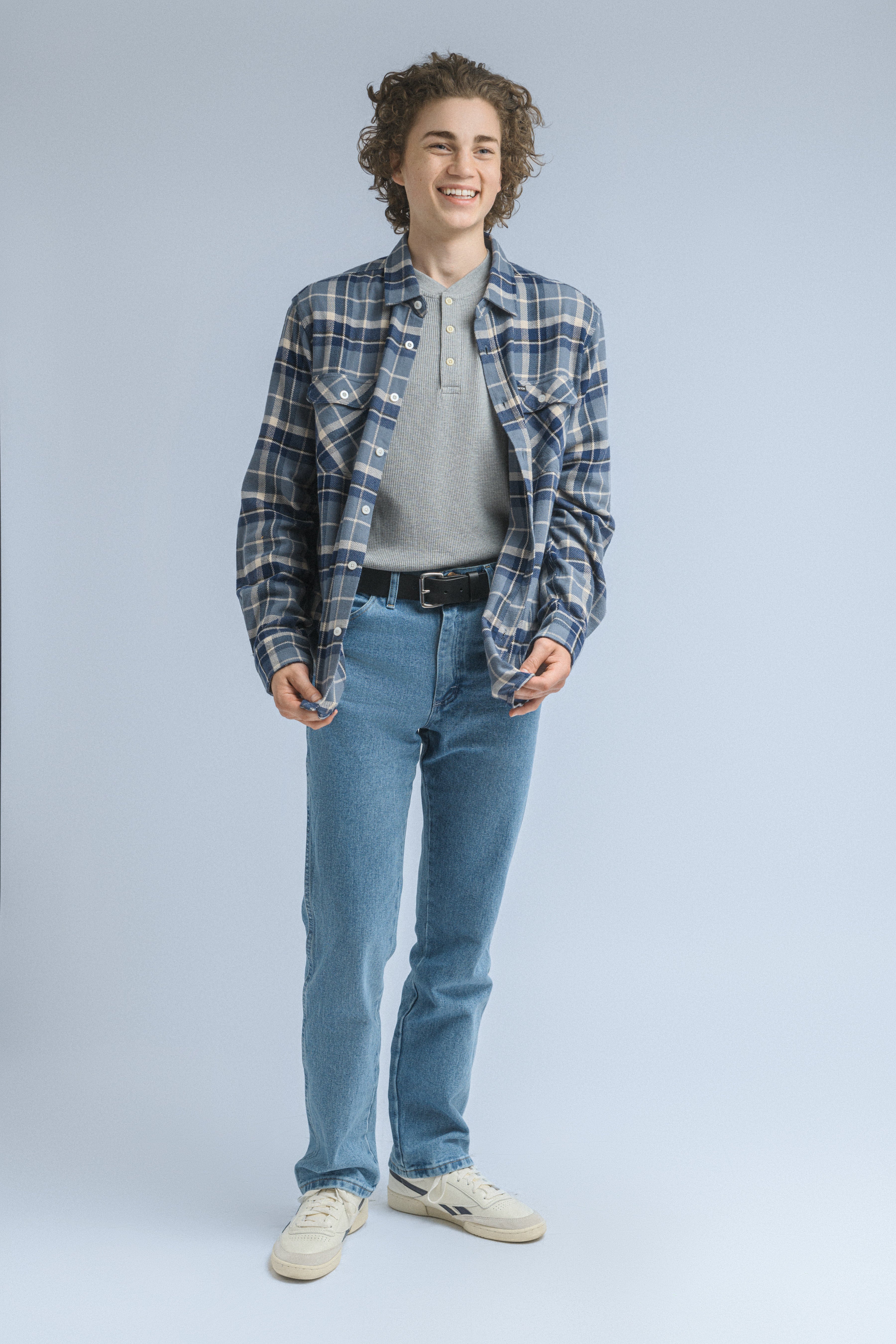 Men's Wrangler Cowboy Cut Slim Fit Jean in Antique Wash