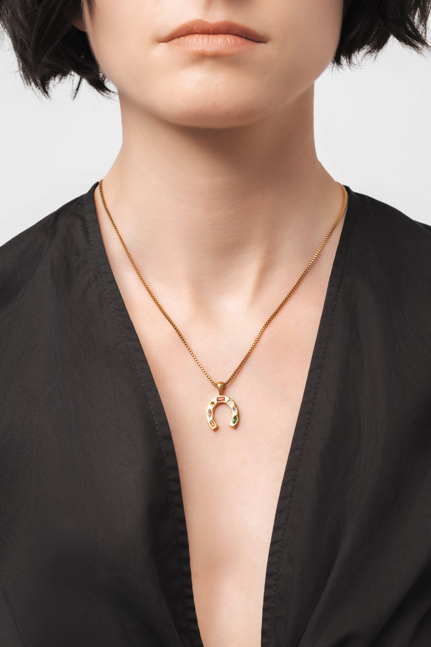 Horse Shoe Chain in Gold