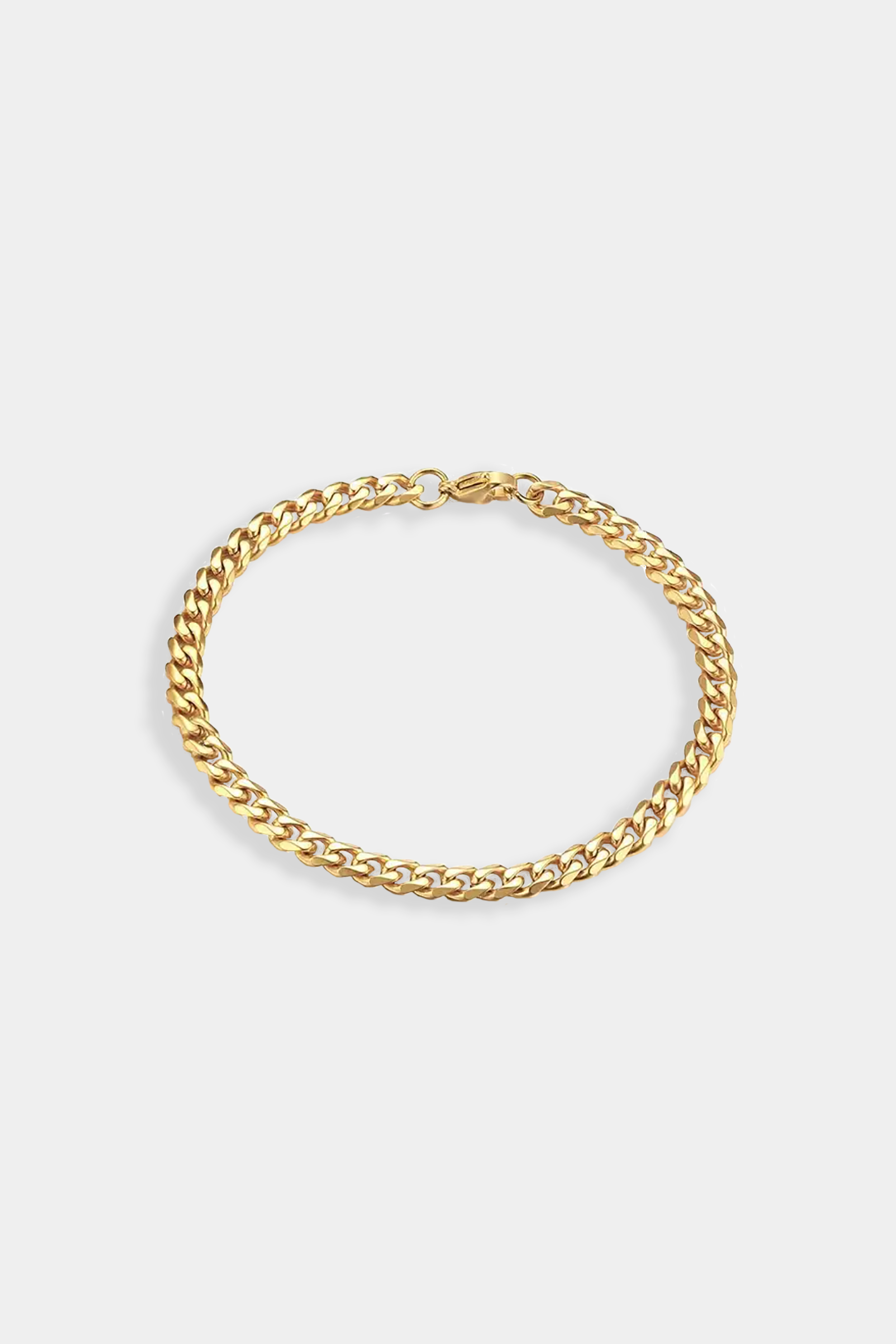 Bold Curb Link Bracelet in Gold