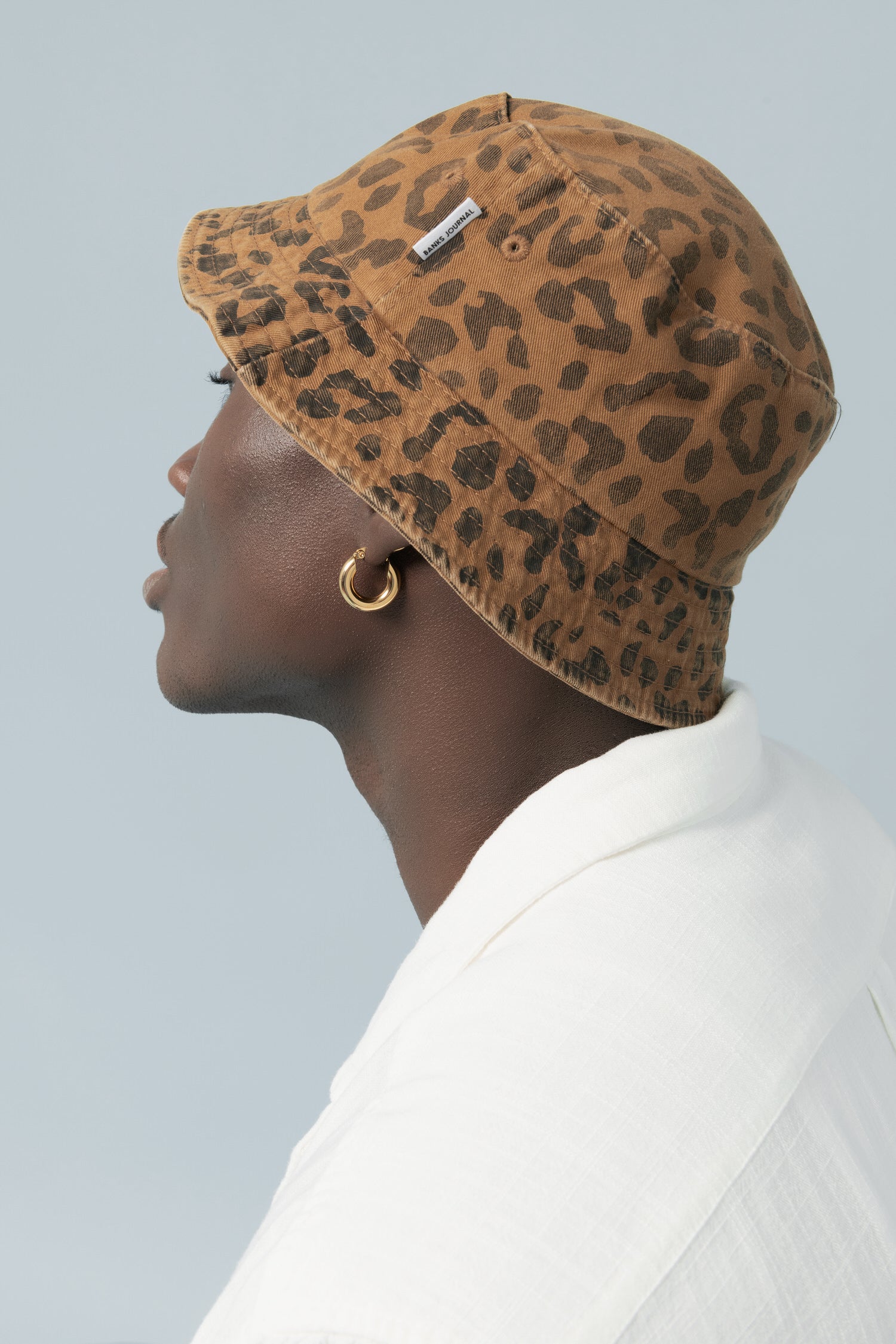 Chubby Latch Clasp Hoop in Gold