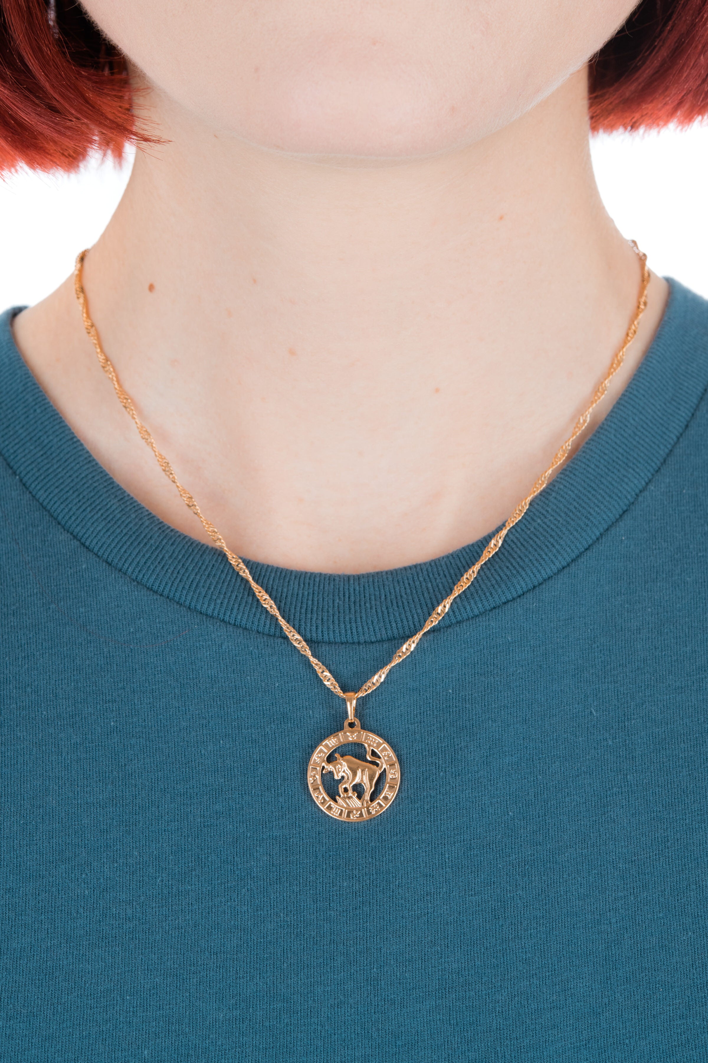 Zodiac Charm in Gold - Philistine