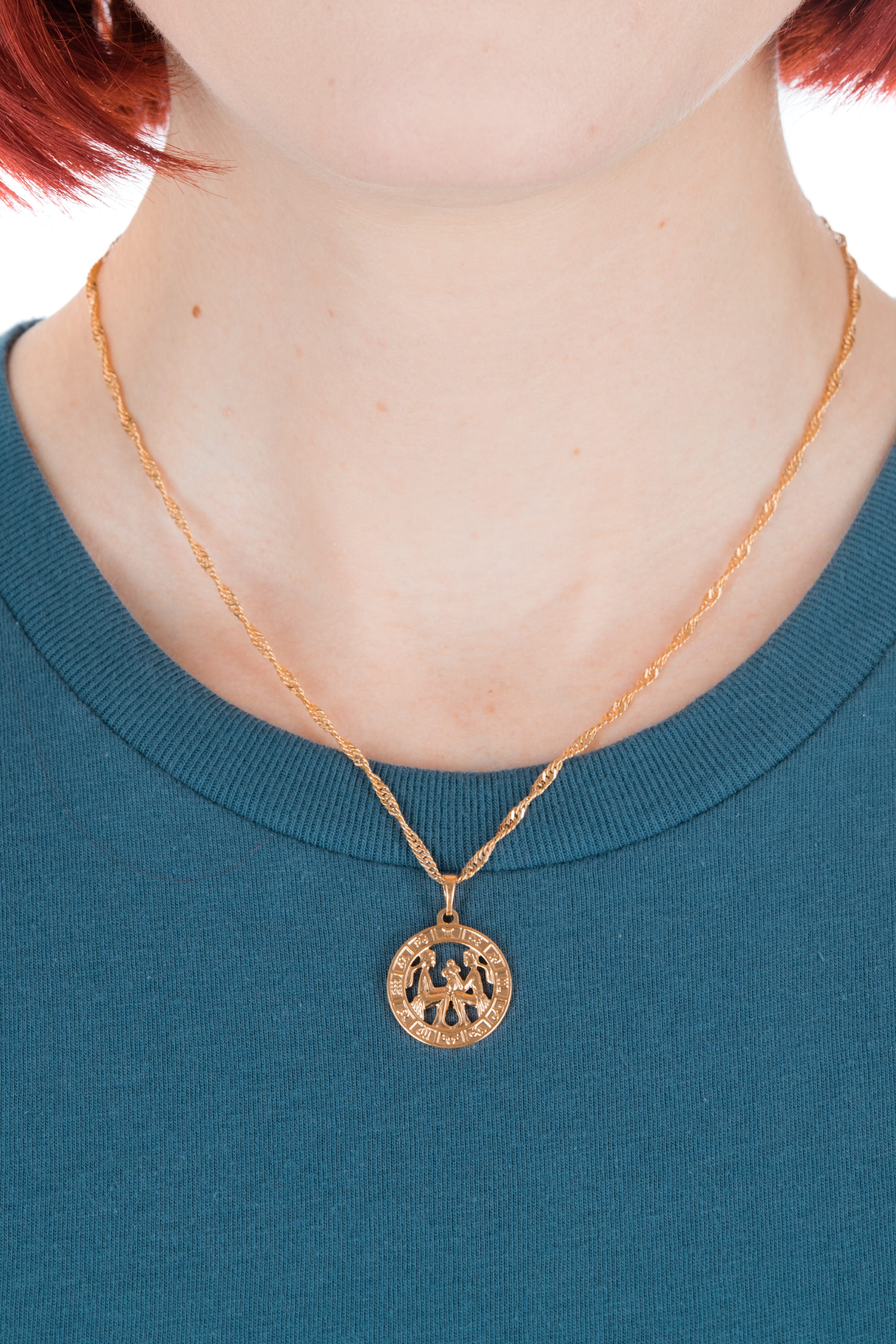 Zodiac Charm in Gold - Philistine