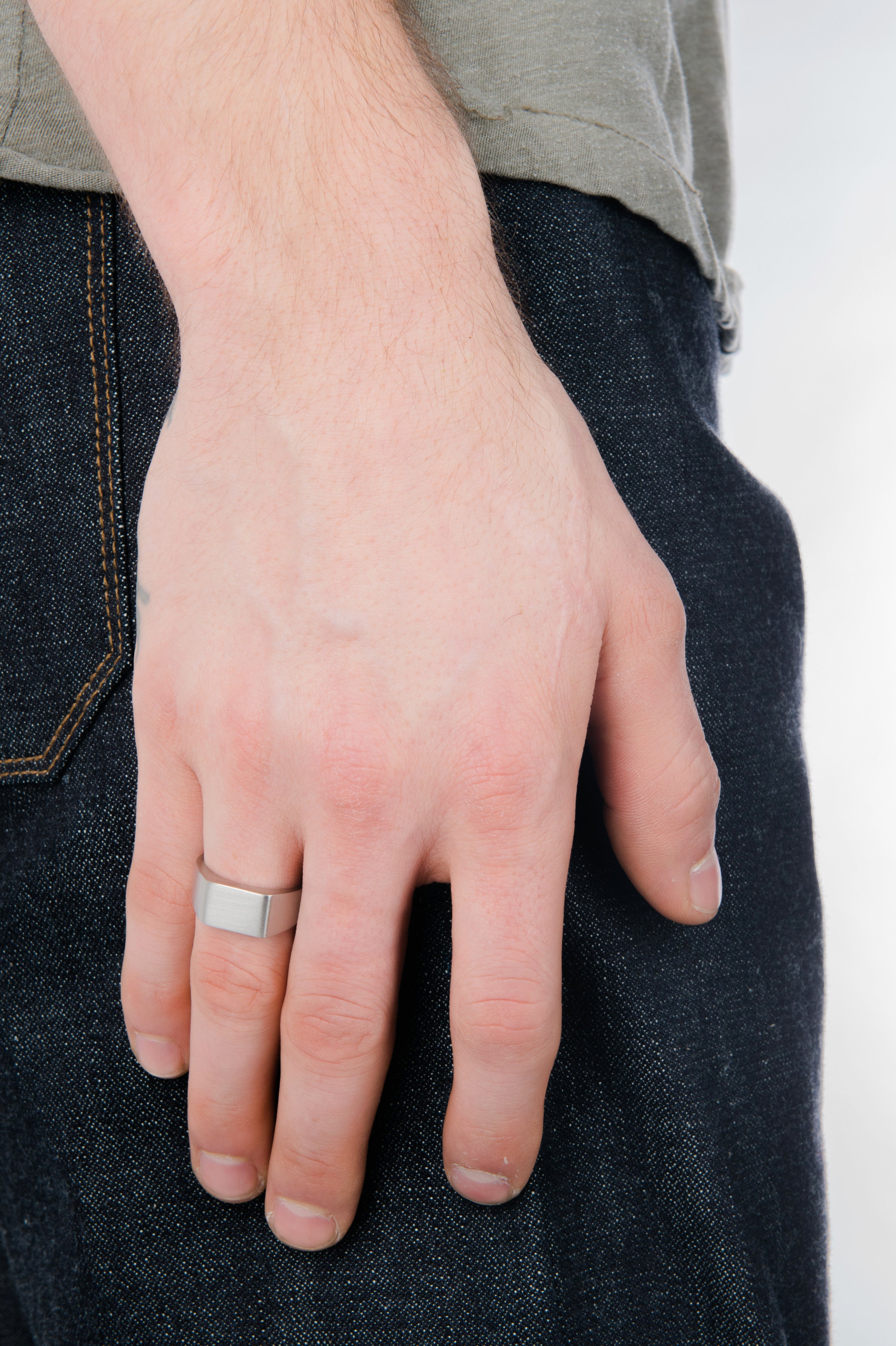 Micro Signet in Silver - Philistine