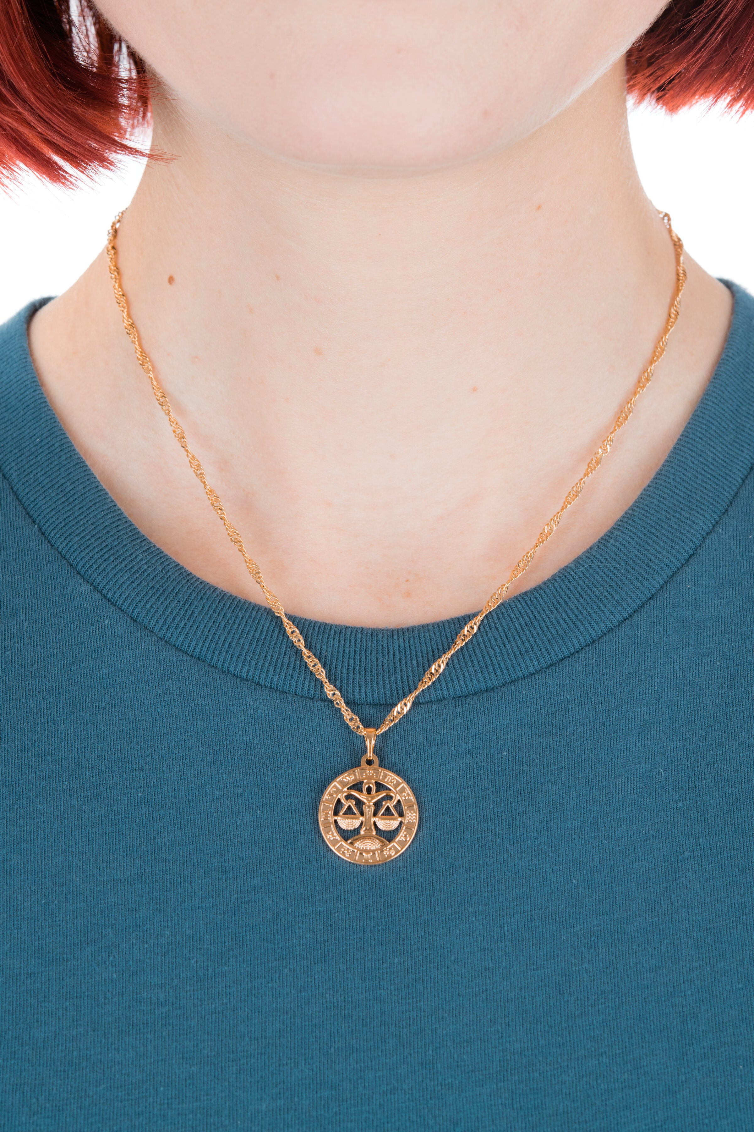 Zodiac Charm in Gold - Philistine