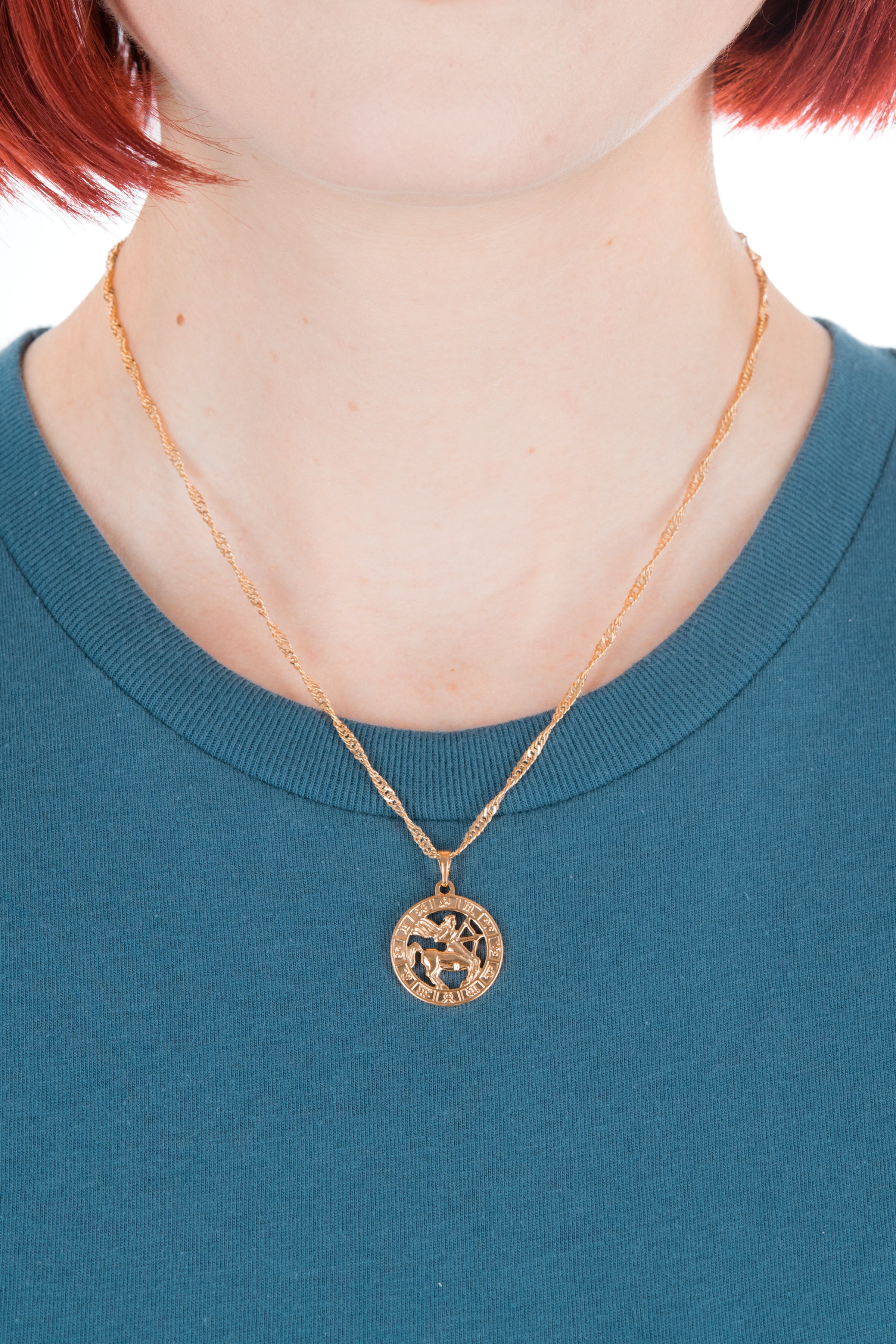 Zodiac Charm in Gold - Philistine