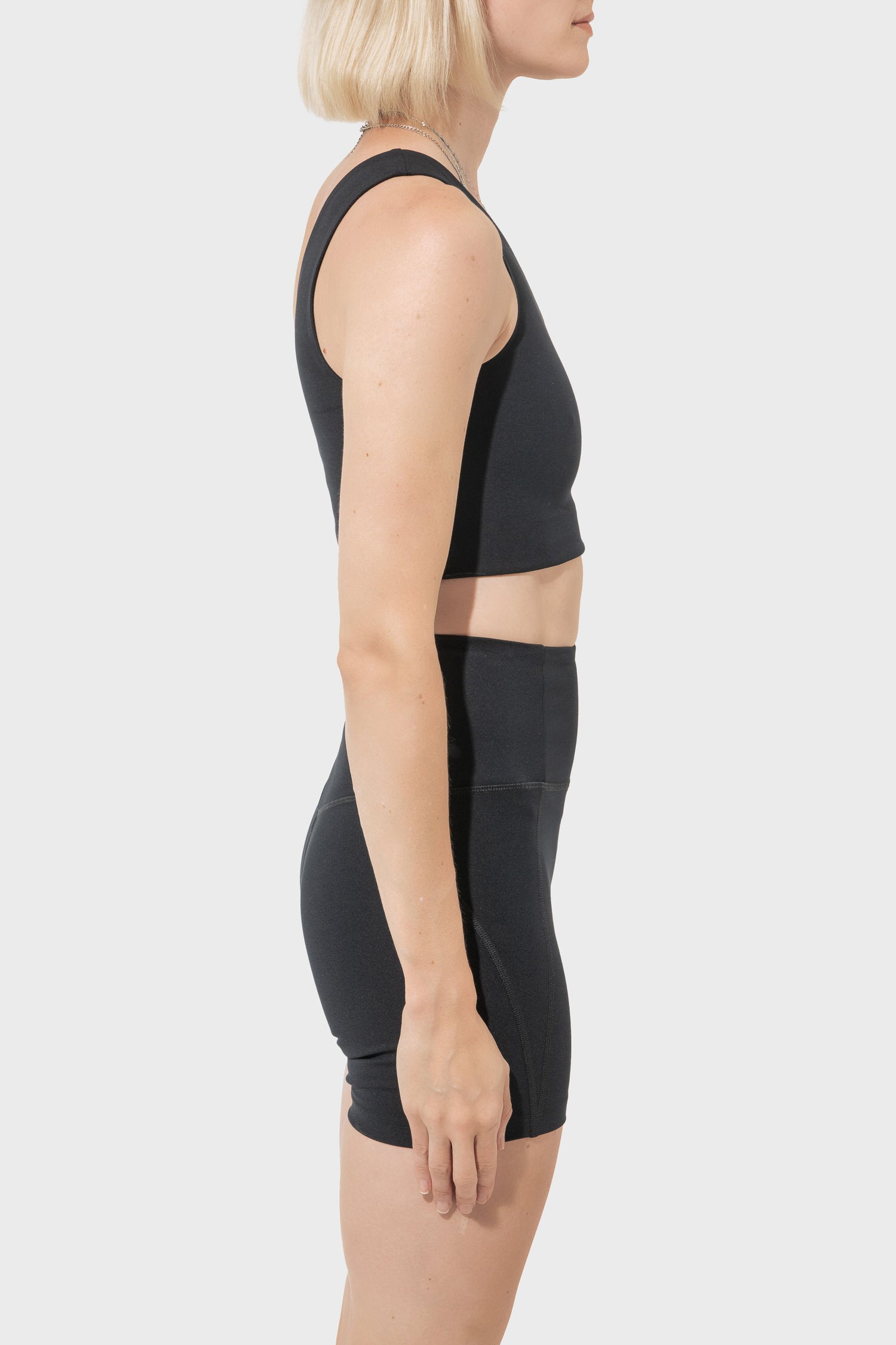 Women's Girlfriend Collective Bianca Bra in Black