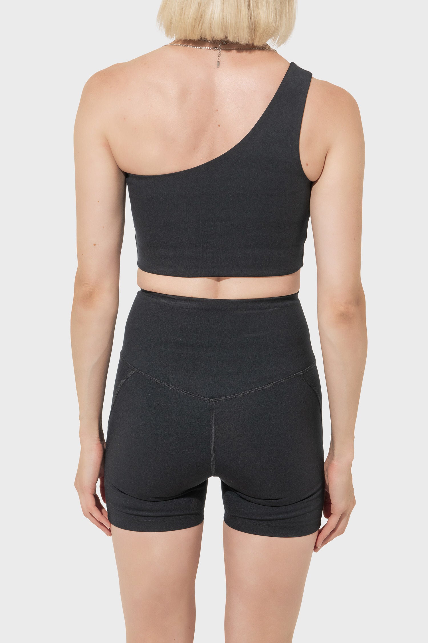 Women's Girlfriend Collective Bianca Bra in Black