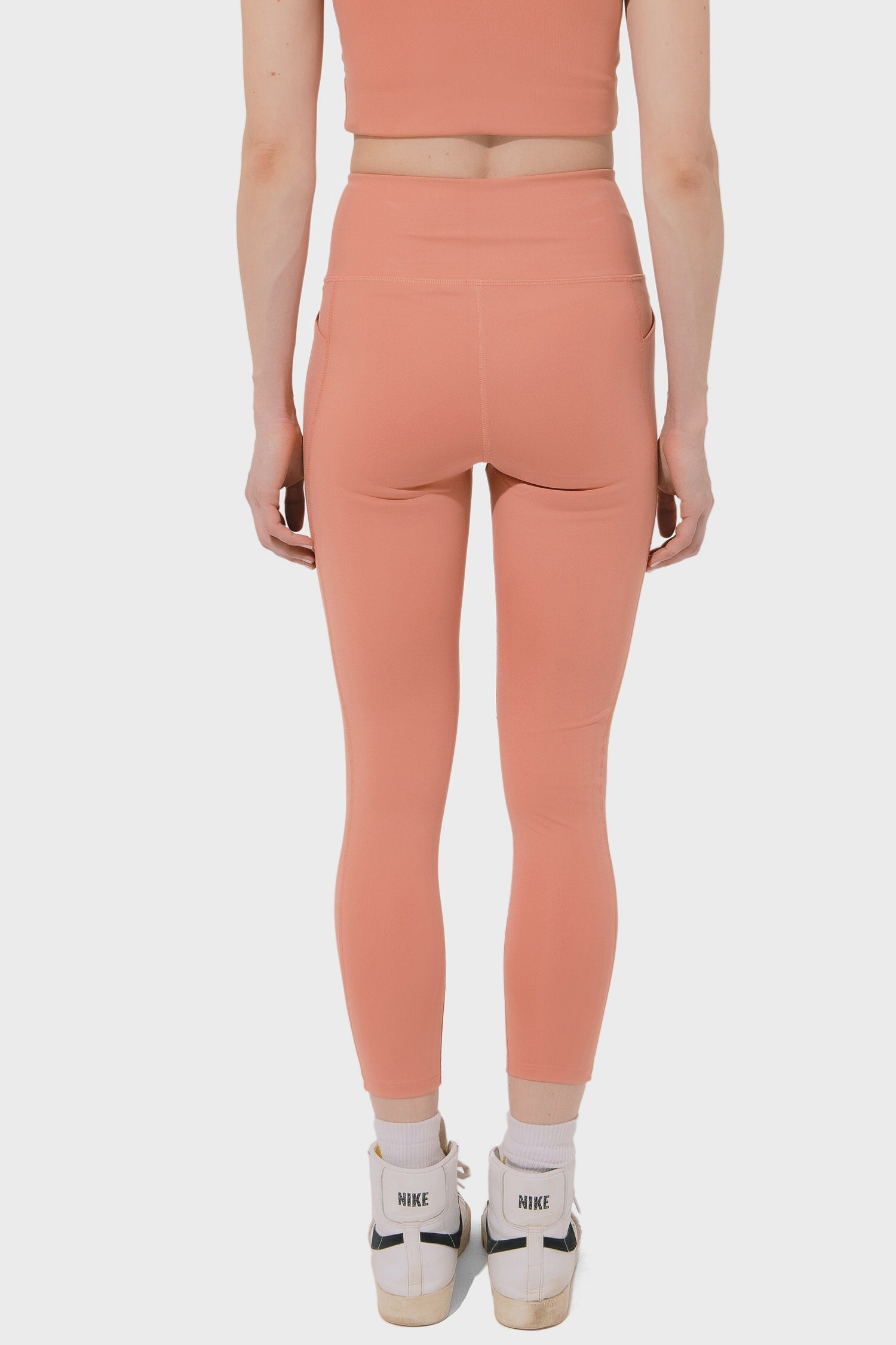 Women's Girlfriend Collective High Rise Pocket Legging in Primrose