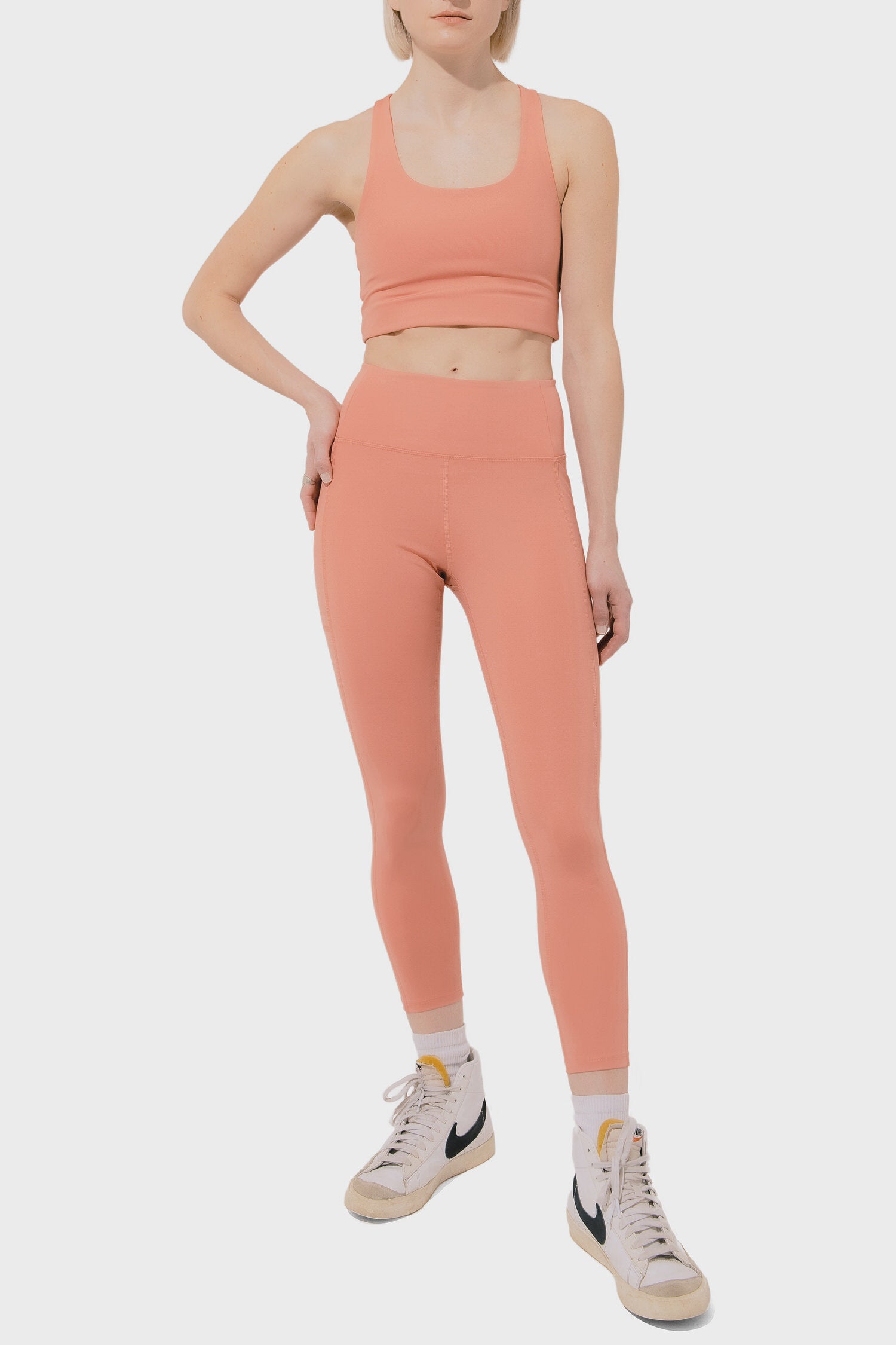 Women's Girlfriend Collective High Rise Pocket Legging in Primrose