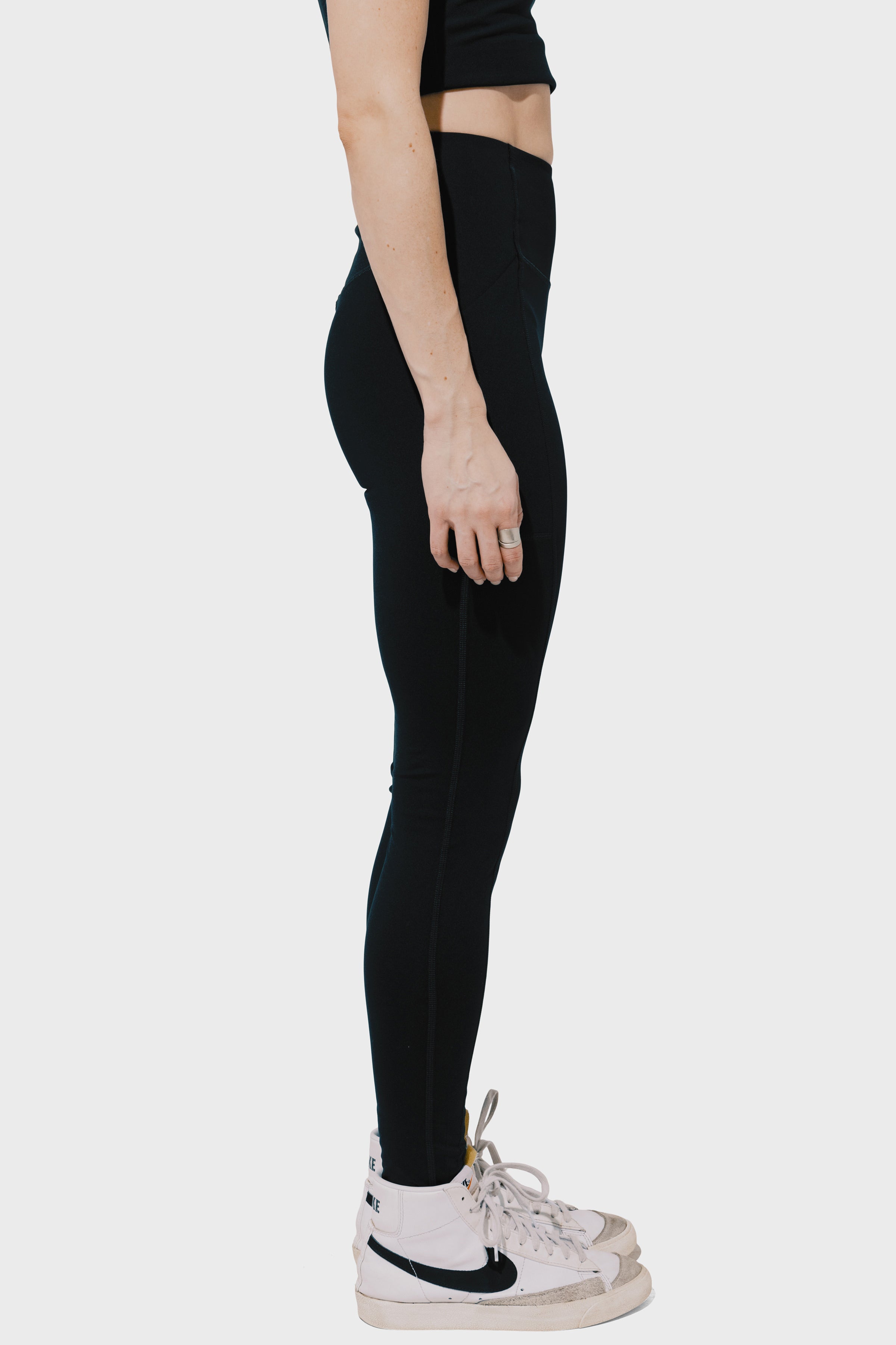 Women's Girlfriend Collective High Rise Compressive Pocket Legging