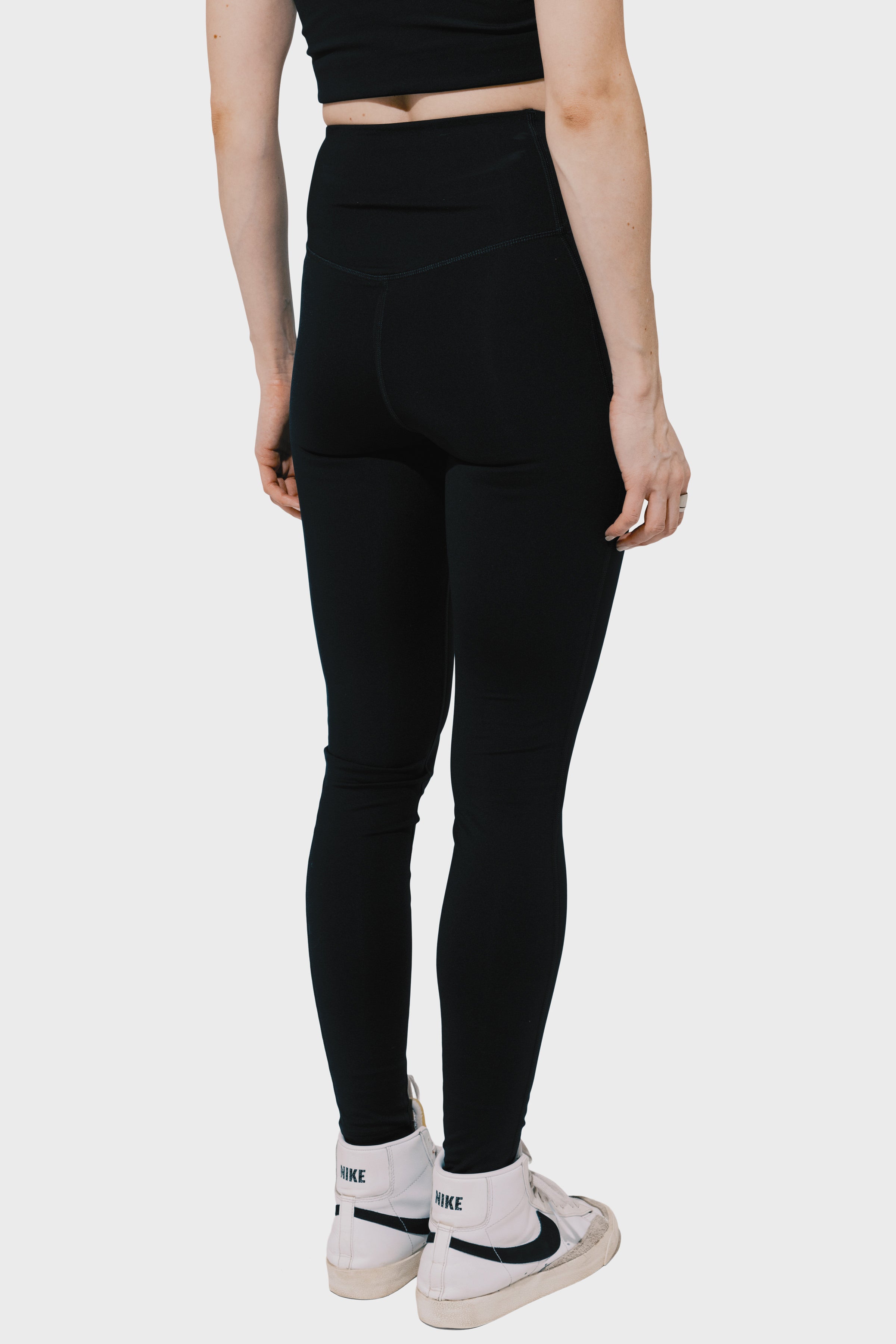 Women's Girlfriend Collective High Rise Compressive Pocket Legging