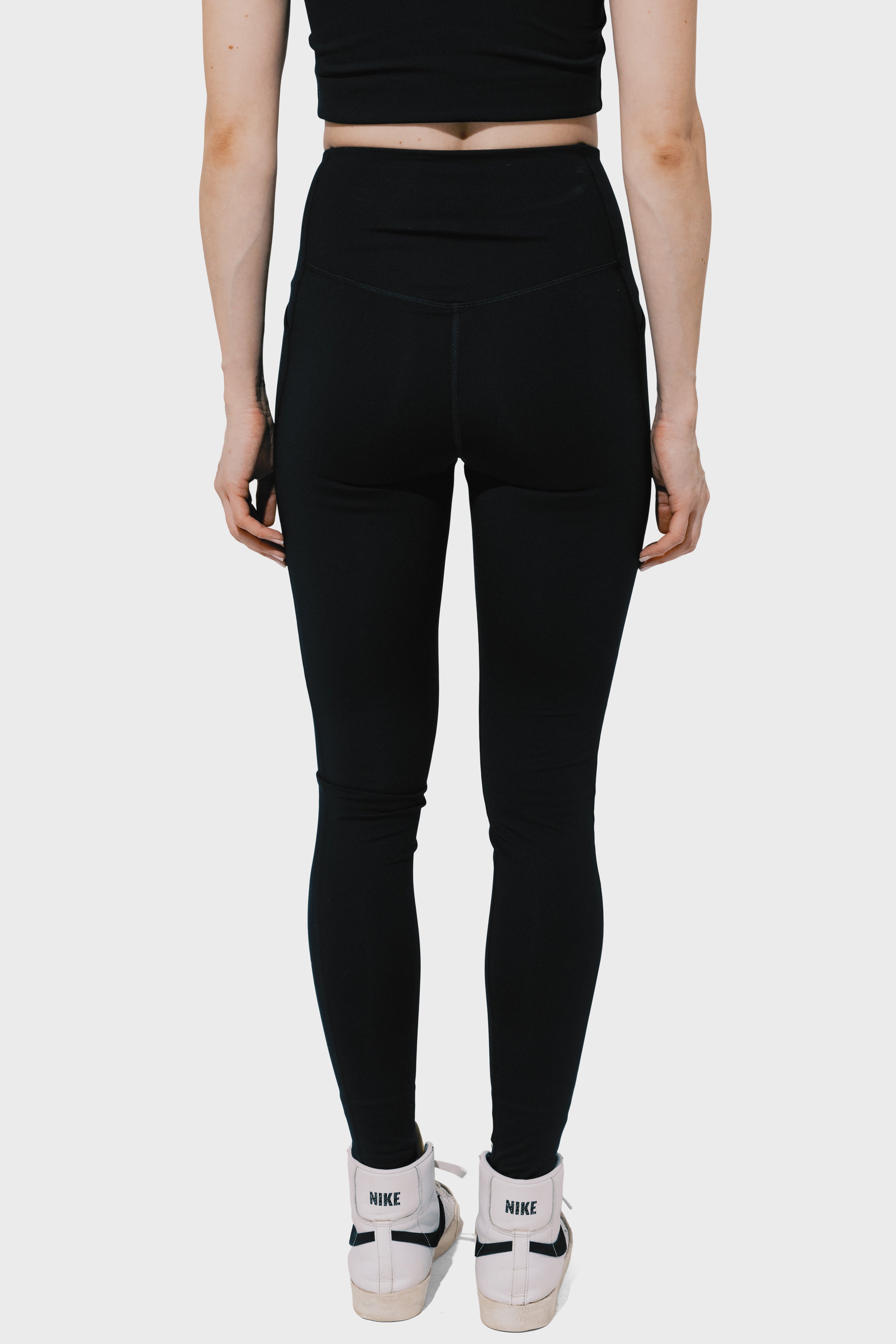 Women's Girlfriend Collective High Rise Compressive Pocket Legging