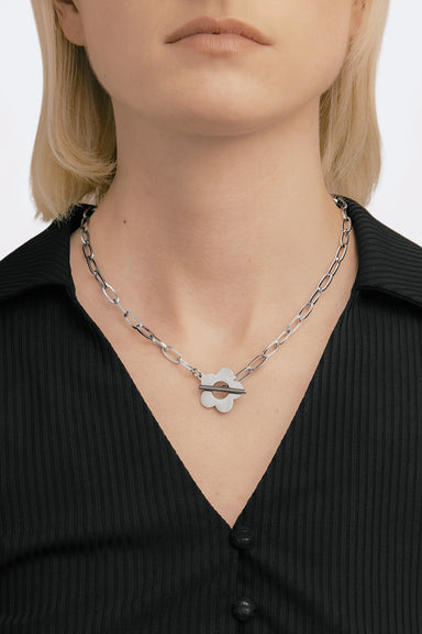 Philistine Daisy Clasp Choker in Silver