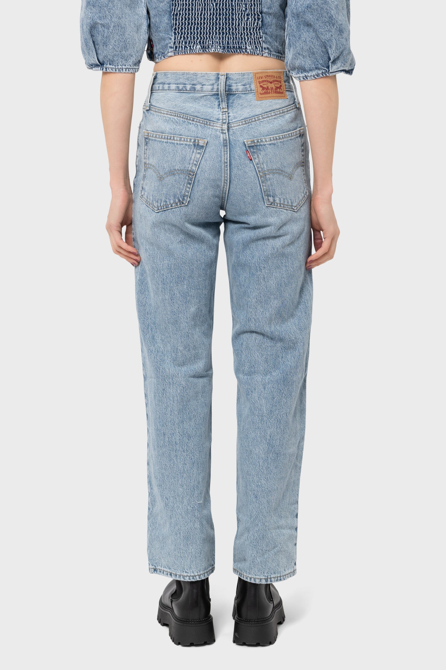 Women's Levi's '94 Baggy in Light Touch