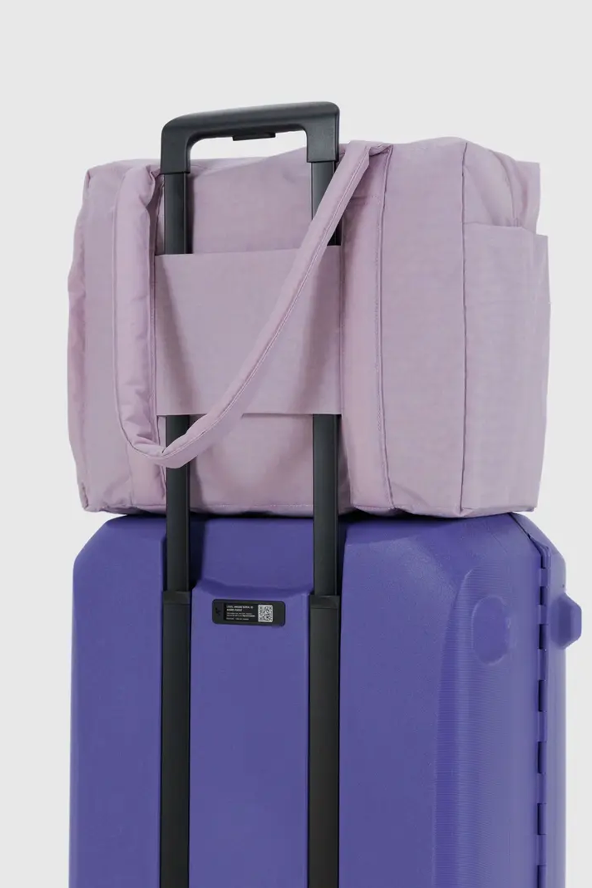 Small Cloud Carry-On