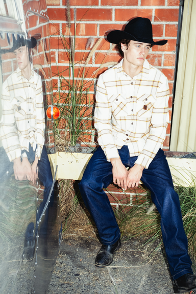 Men's Brixton Bowery Heavyweight Flannel in Whitecap & Pinecone Brown