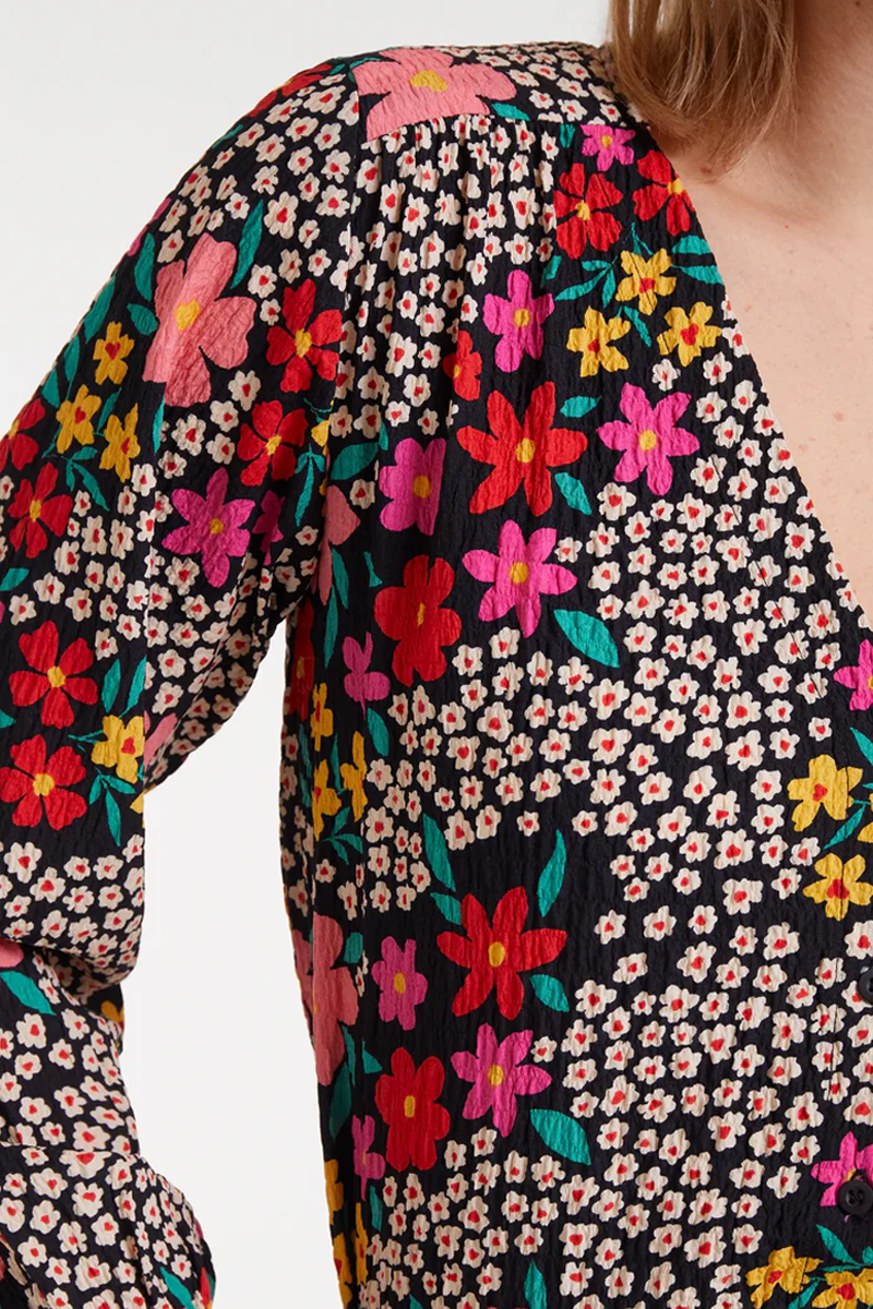 Women's Compania Fantastica Giardino V Neck Shirt