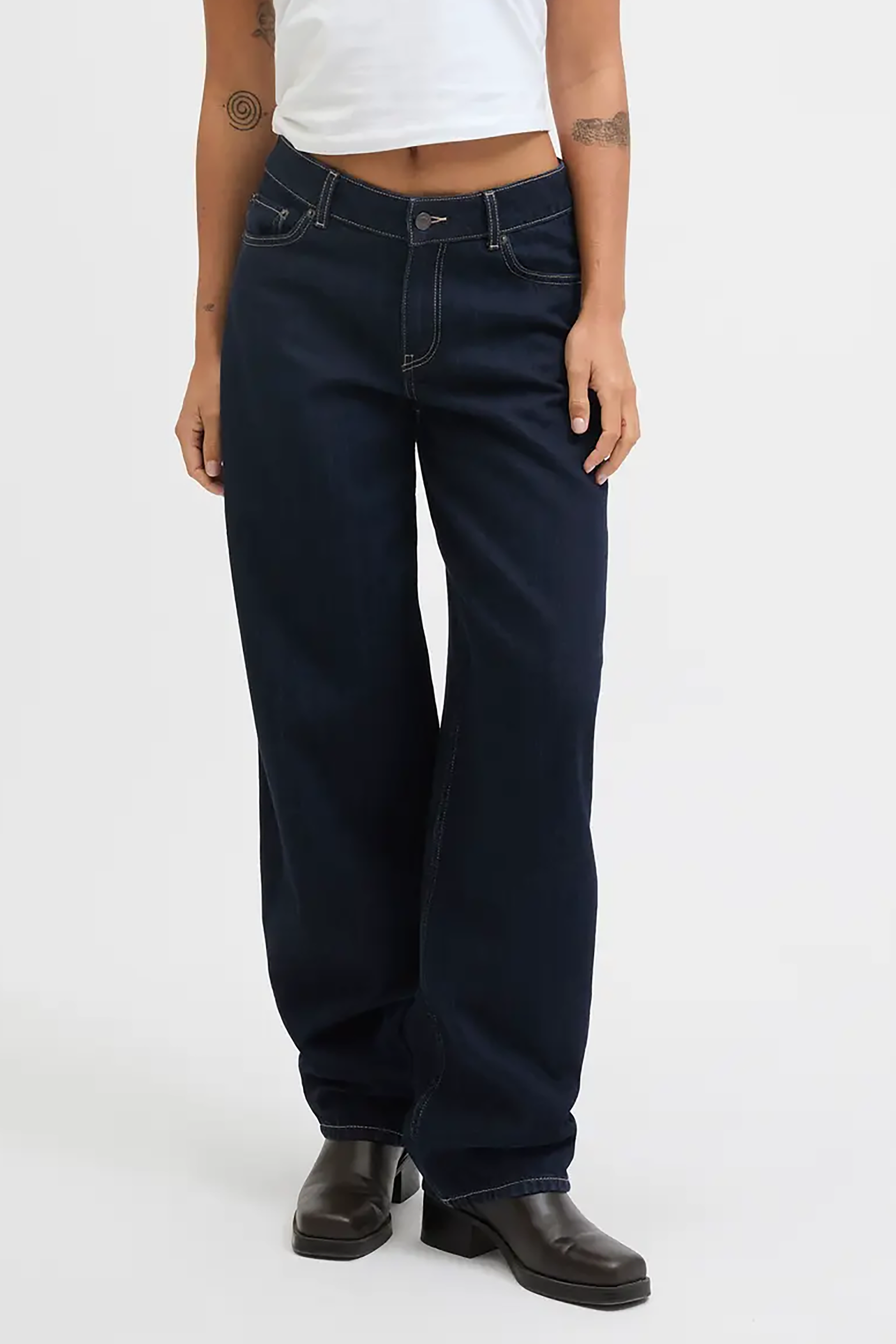 Fuji Barrel Jean