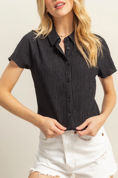 Women's Textured SS Knit in Black