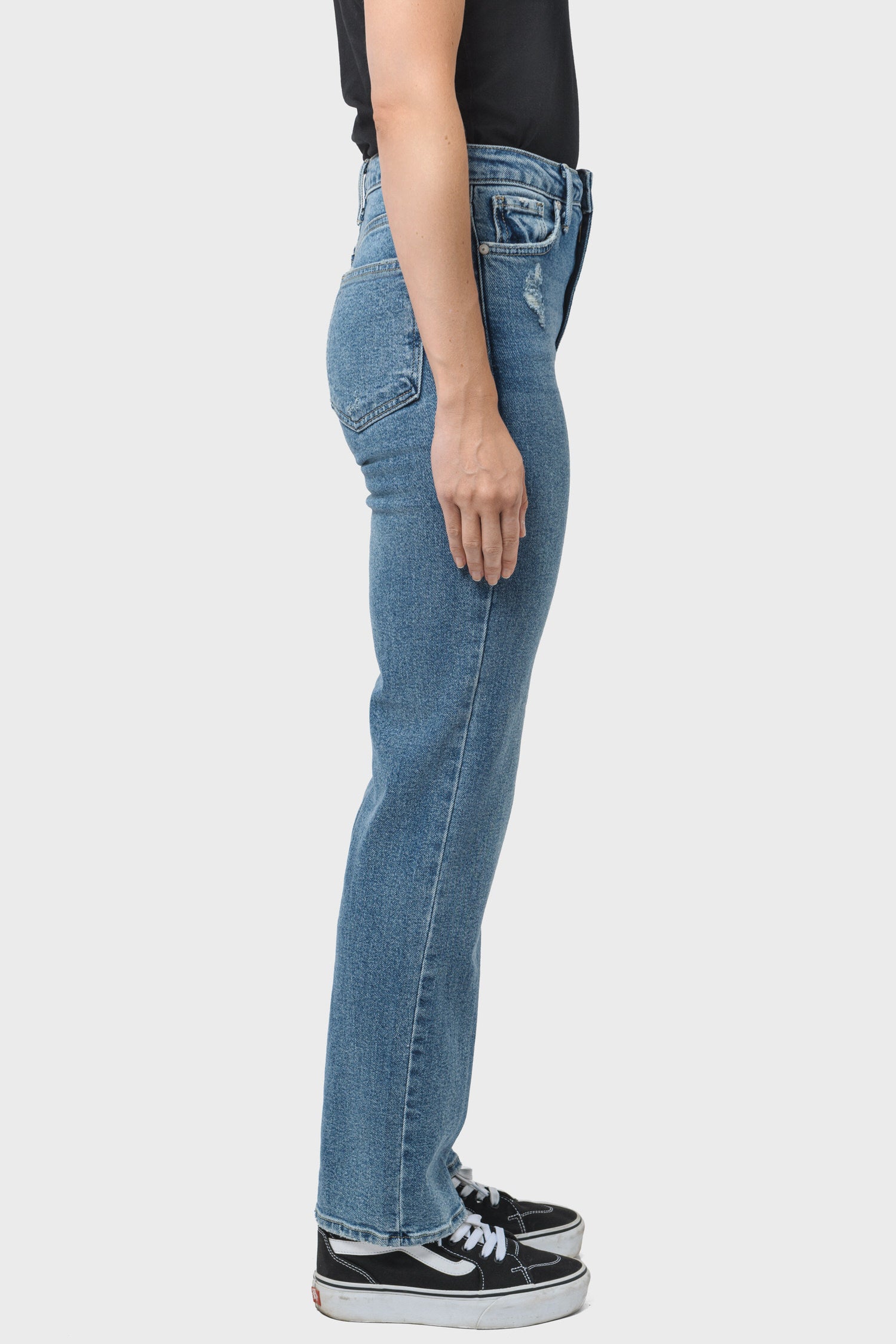 Women's Just Black Denim True Straight Vintage in Medium Wash
