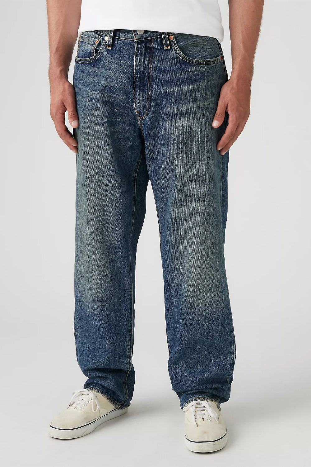 Men's Levi's 568 Loose Straight in Aisle Seat