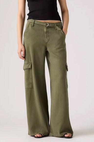 Women's Levi's Baggy Dad Cargo in Ivy Green