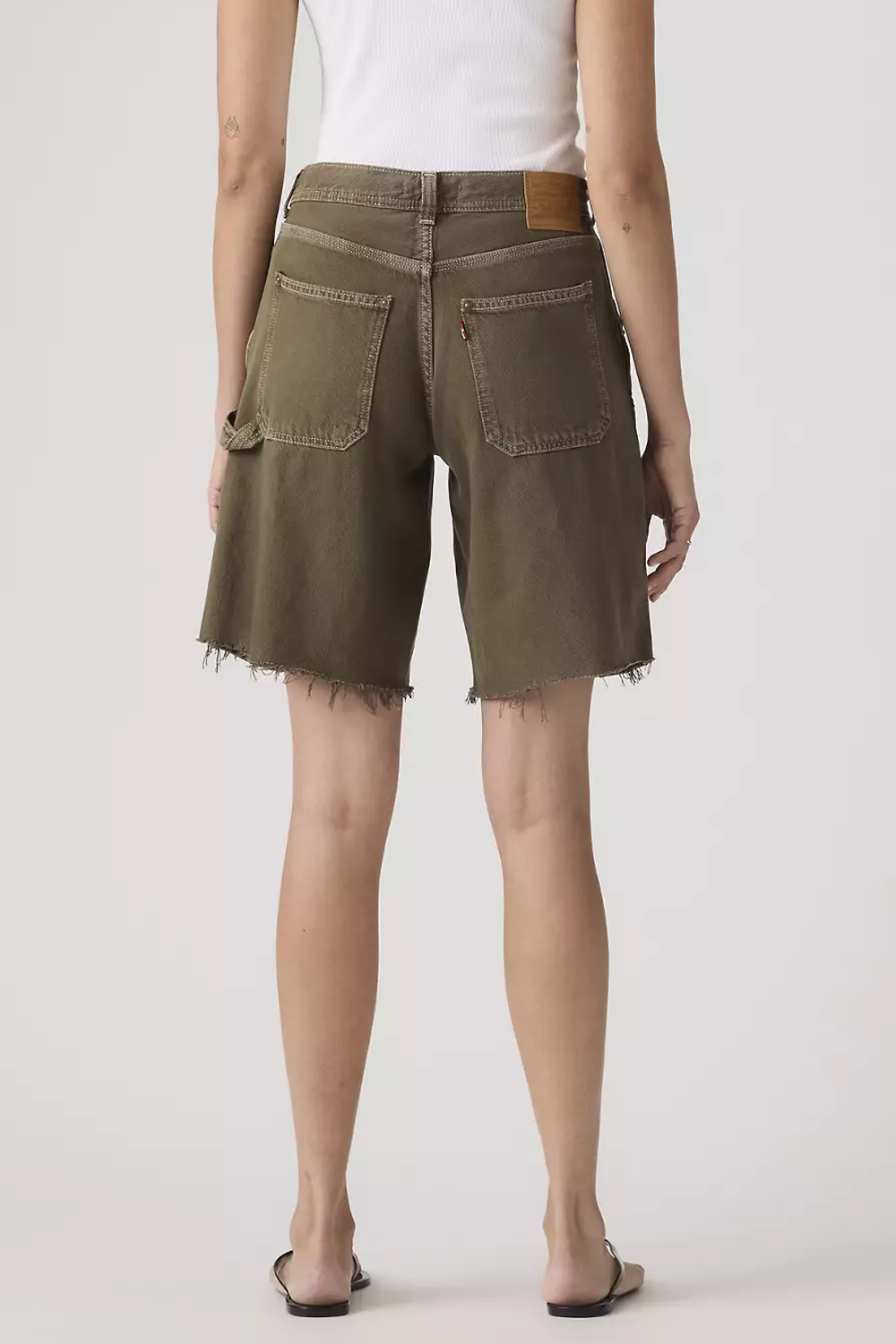 Women's Levi's Baggy Dad Utility Short in Washed Canteen