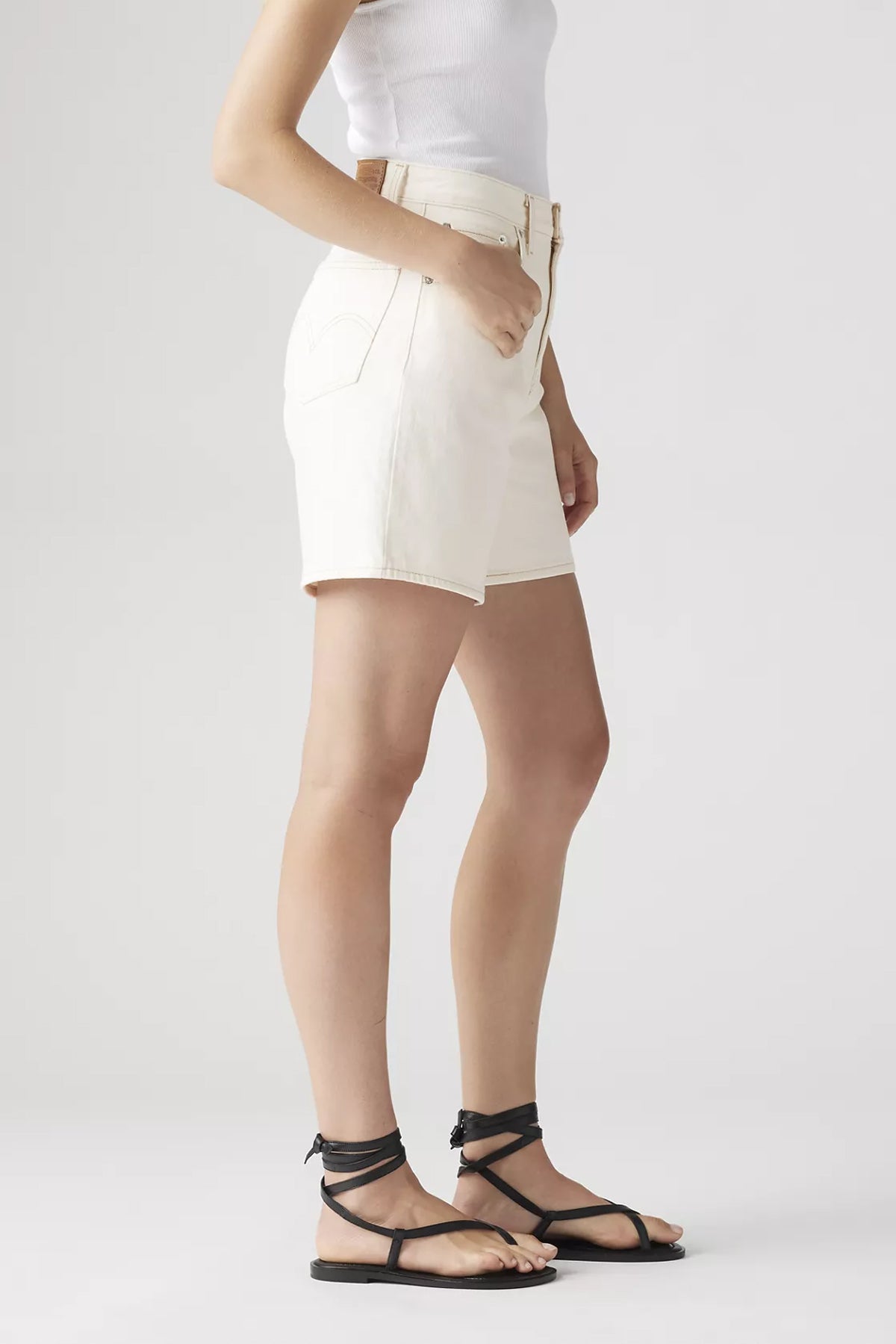 Women's Levi's High Rise Baggy Short in Snowing in LA