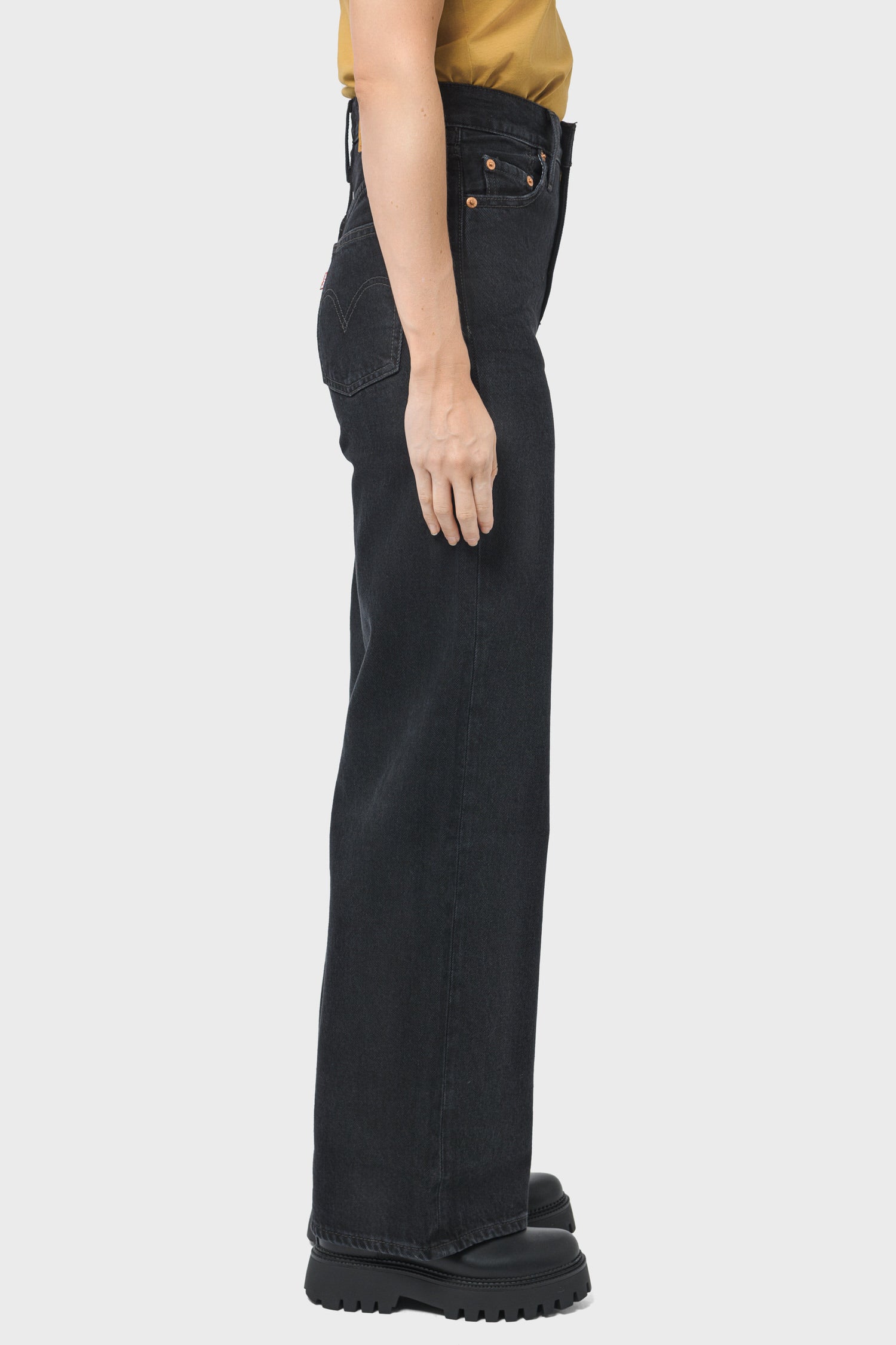 Women's Levi's Ribcage Wide Leg in Rosie Posie