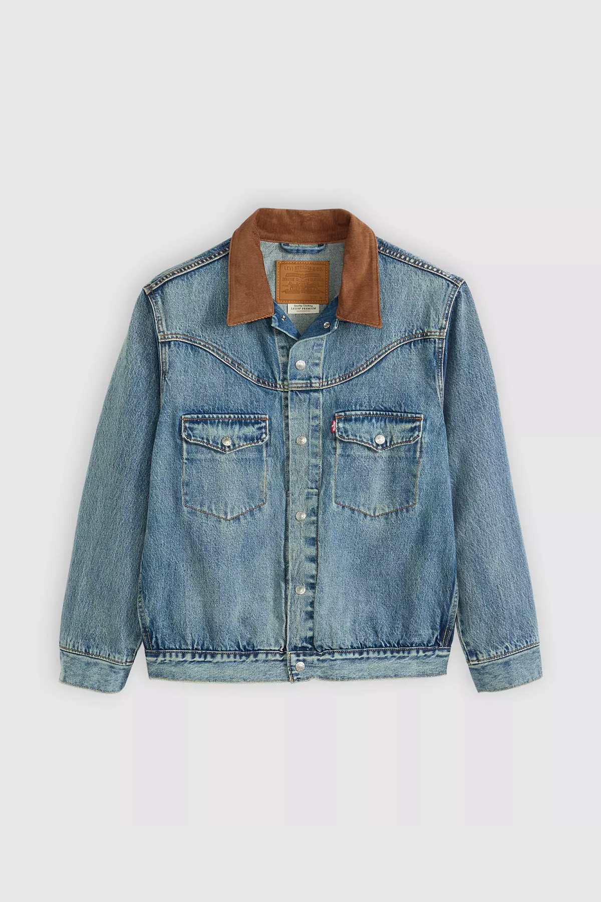Men's Levi's Western Shorthorn Trucker in Off To Parris
