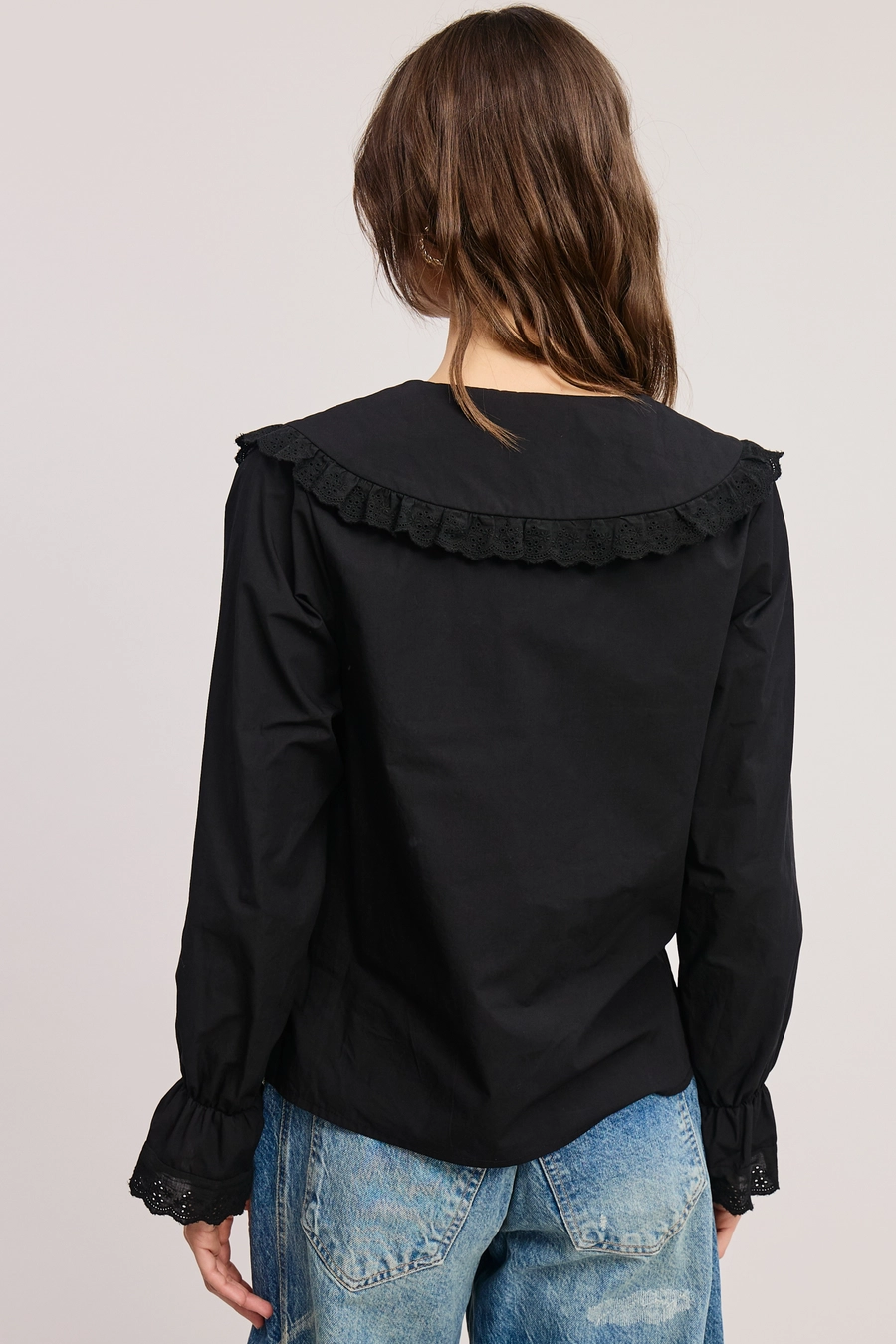 Women's Oversize Bib Collar Blouse in Black