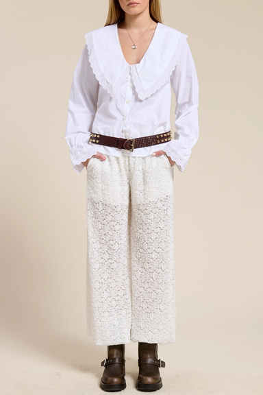 Women's Oversize Bib Collar Blouse in White