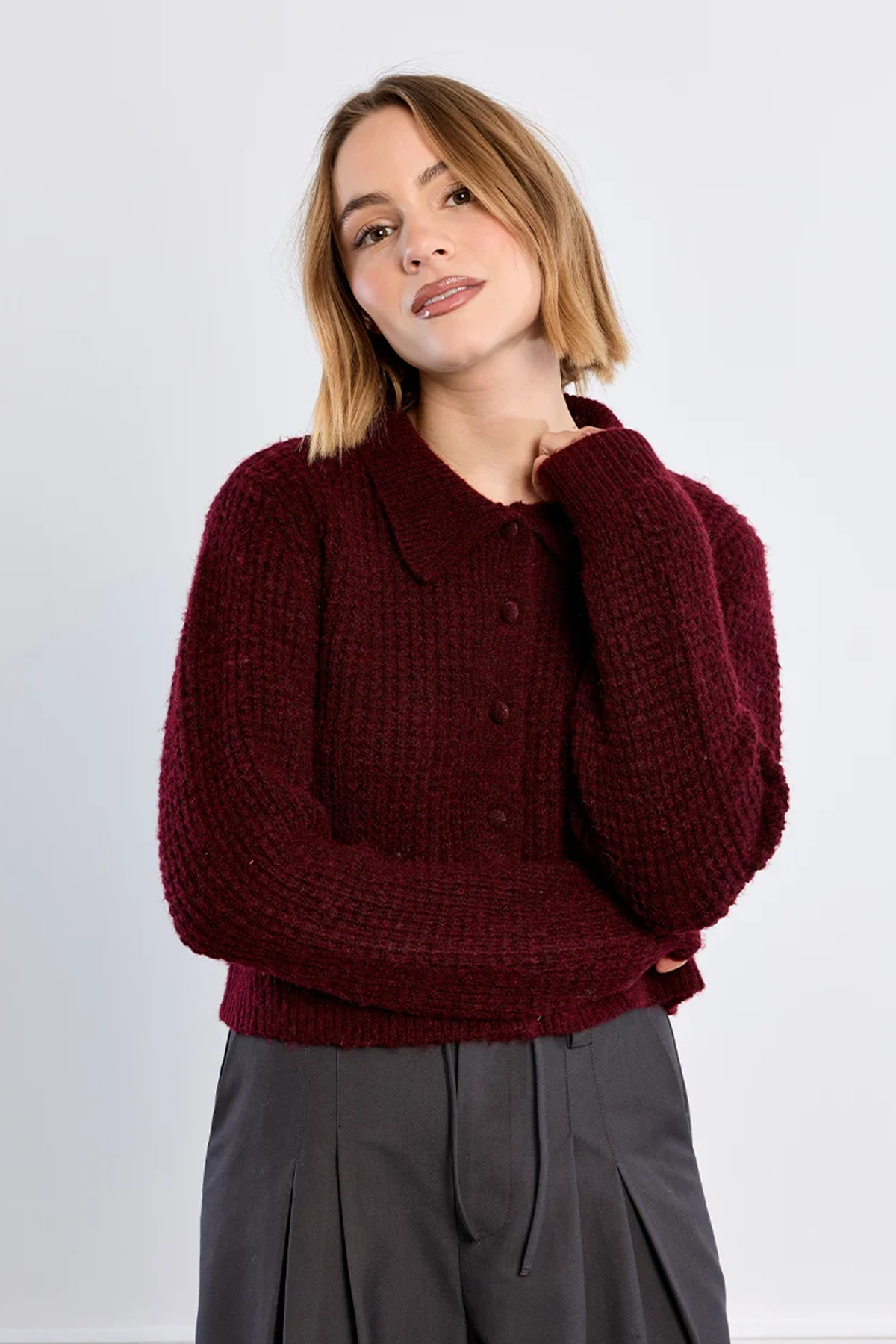 Women's Molly Bracken Collared Cardigan in Bordeaux