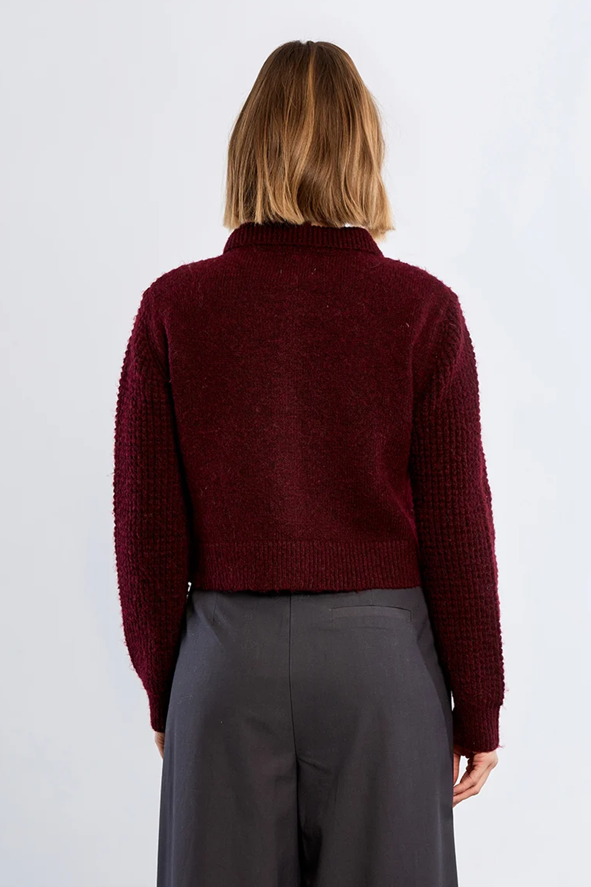 Women's Molly Bracken Collared Cardigan in Bordeaux