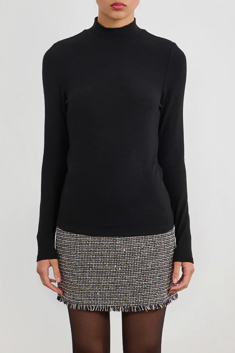 Women's Molly Bracken Essential Turtleneck in Black