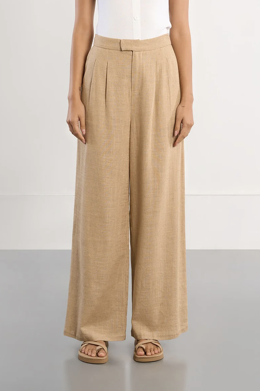 Women's Molly Bracken Messing Trouser in Beige