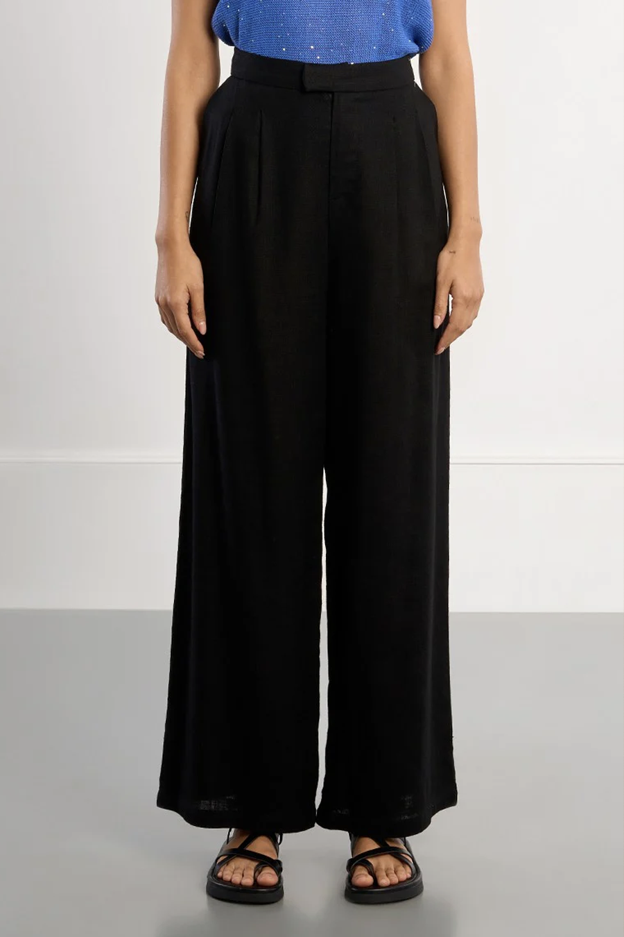 Women's Molly Bracken Messing Trouser in Black
