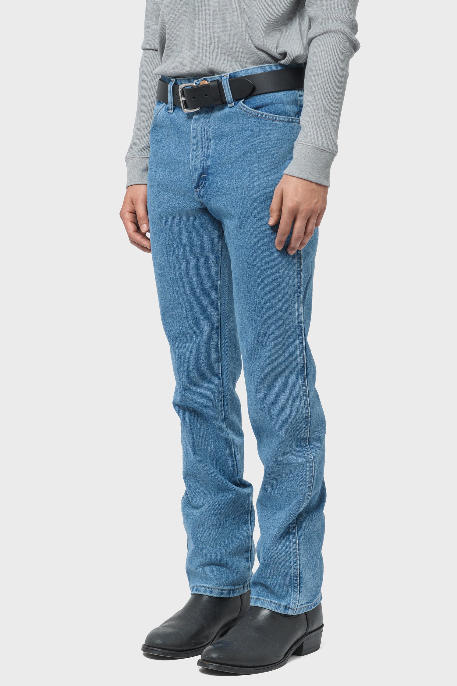 Men's Wrangler Cowboy Cut Slim Fit Jean in Antique Wash