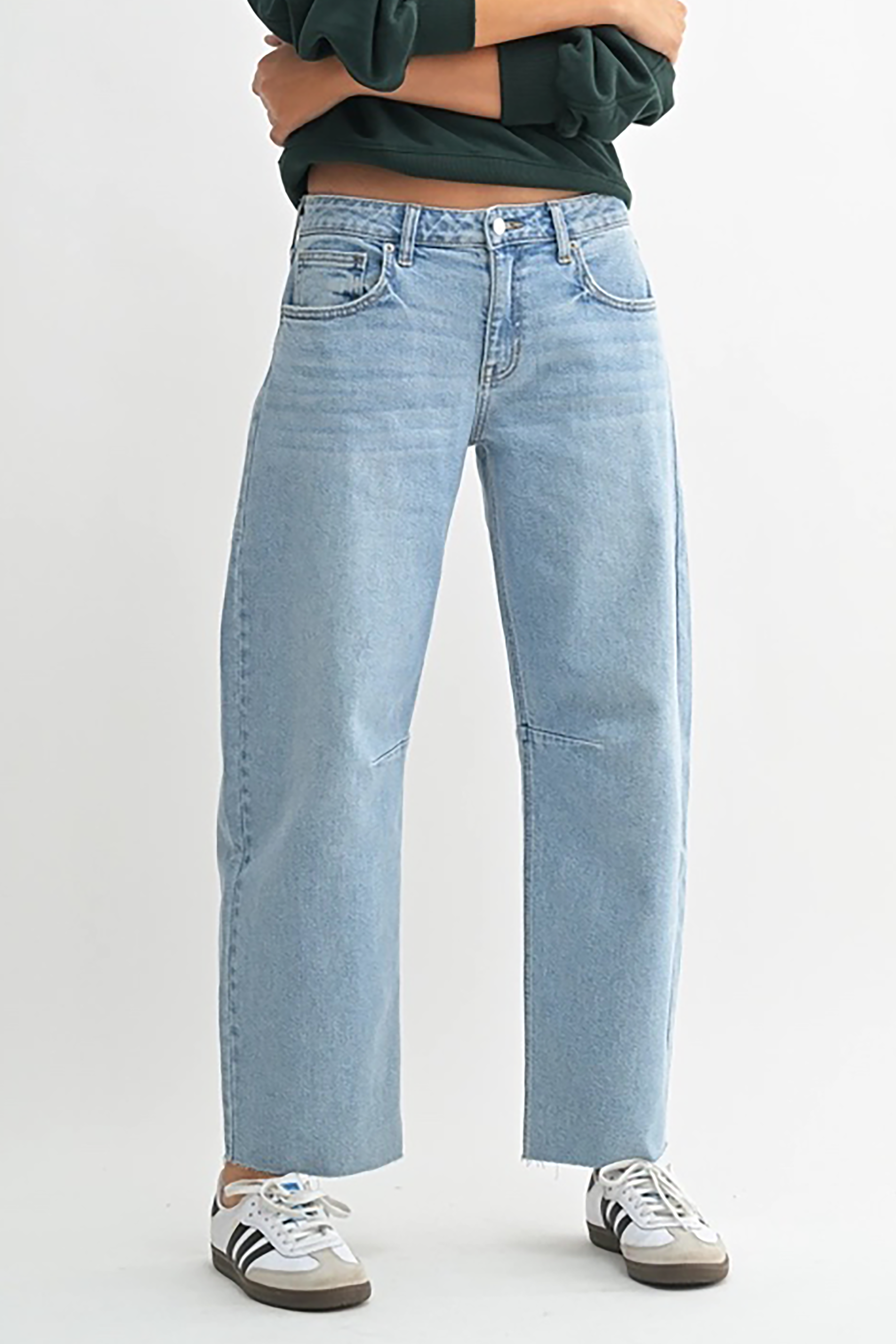 Barrel Jeans in Light Wash