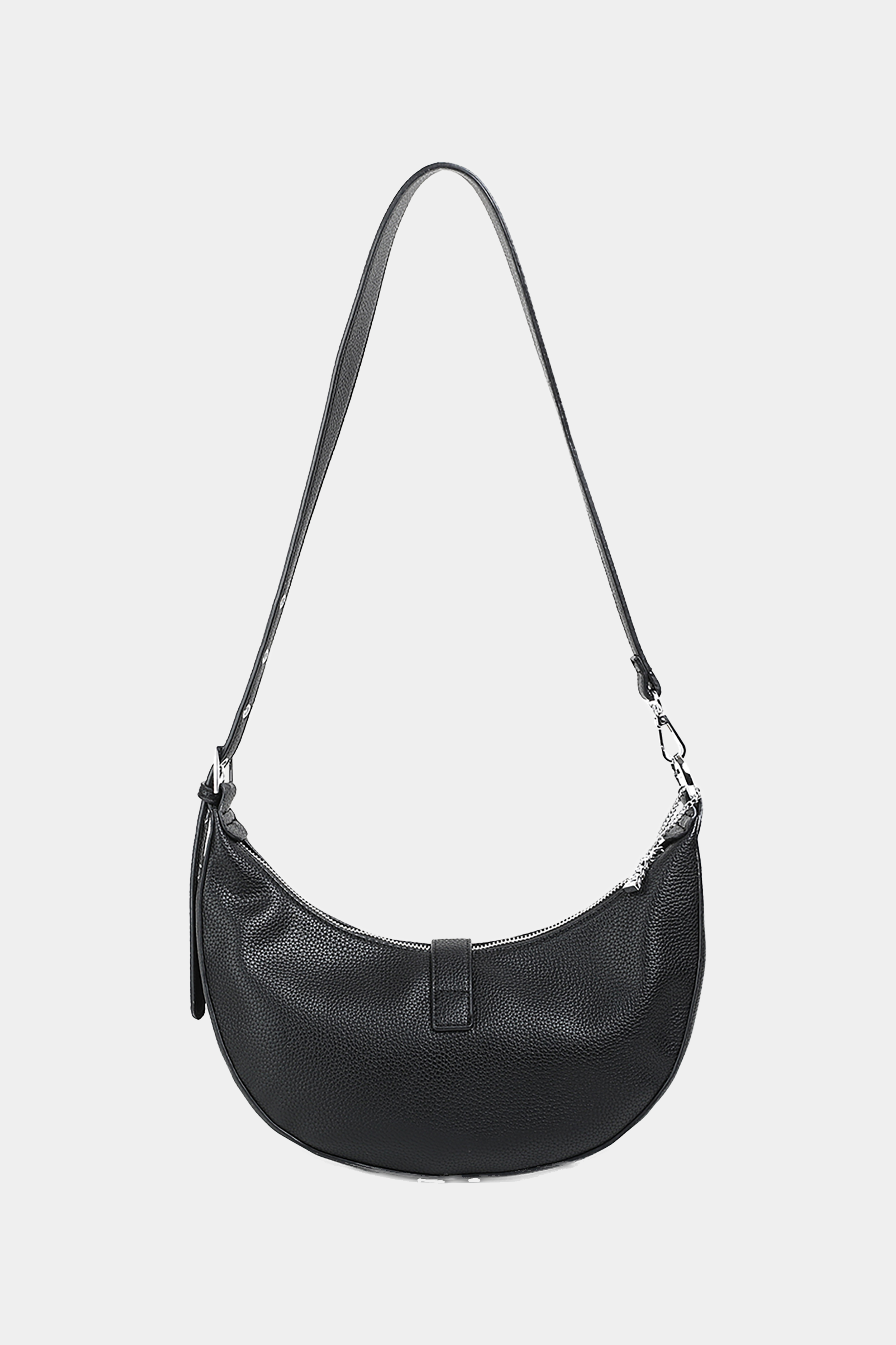 Macy Shoulder Bag in Black Pebbled