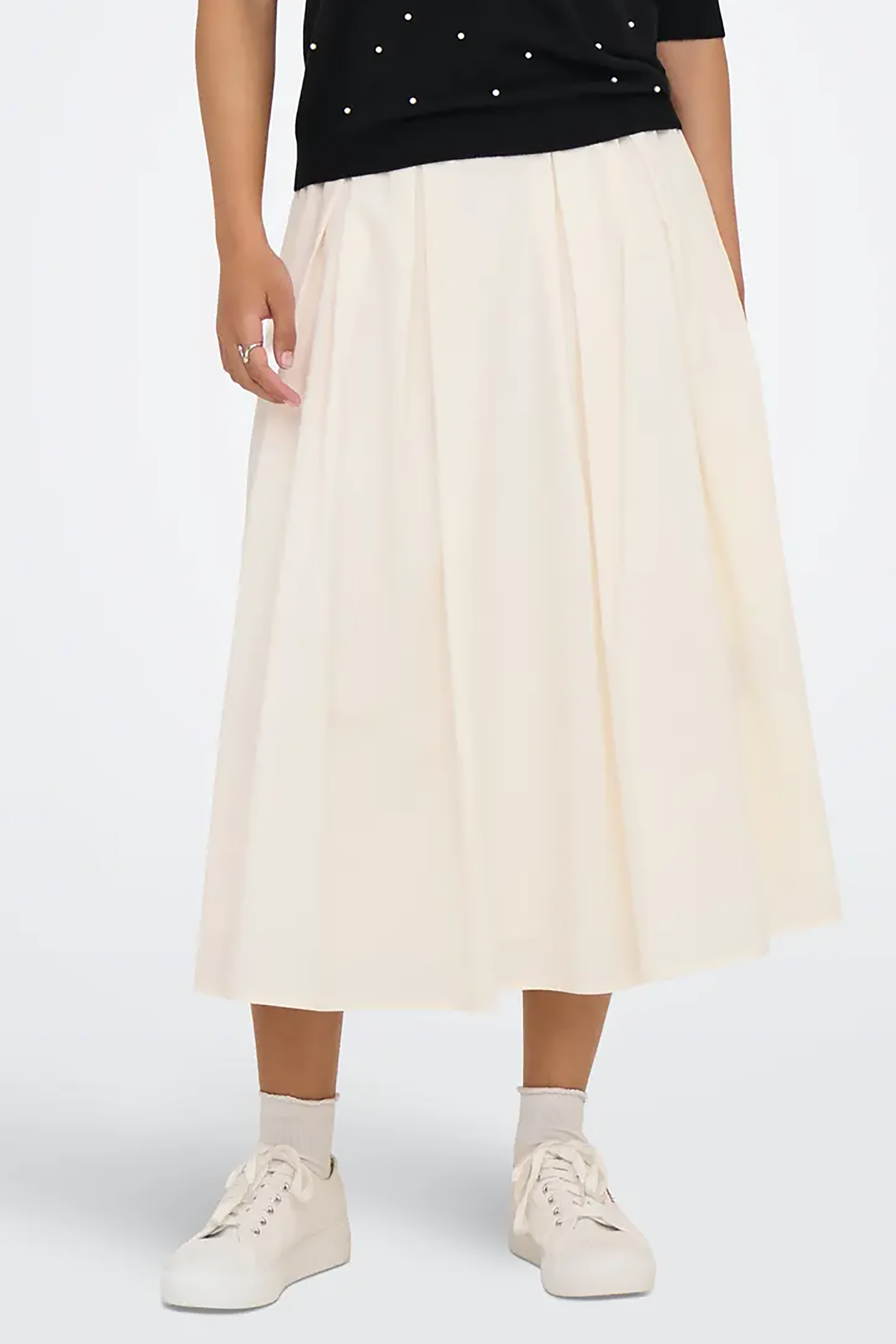 Maila Long Pleat Skirt in Cloud Dancer