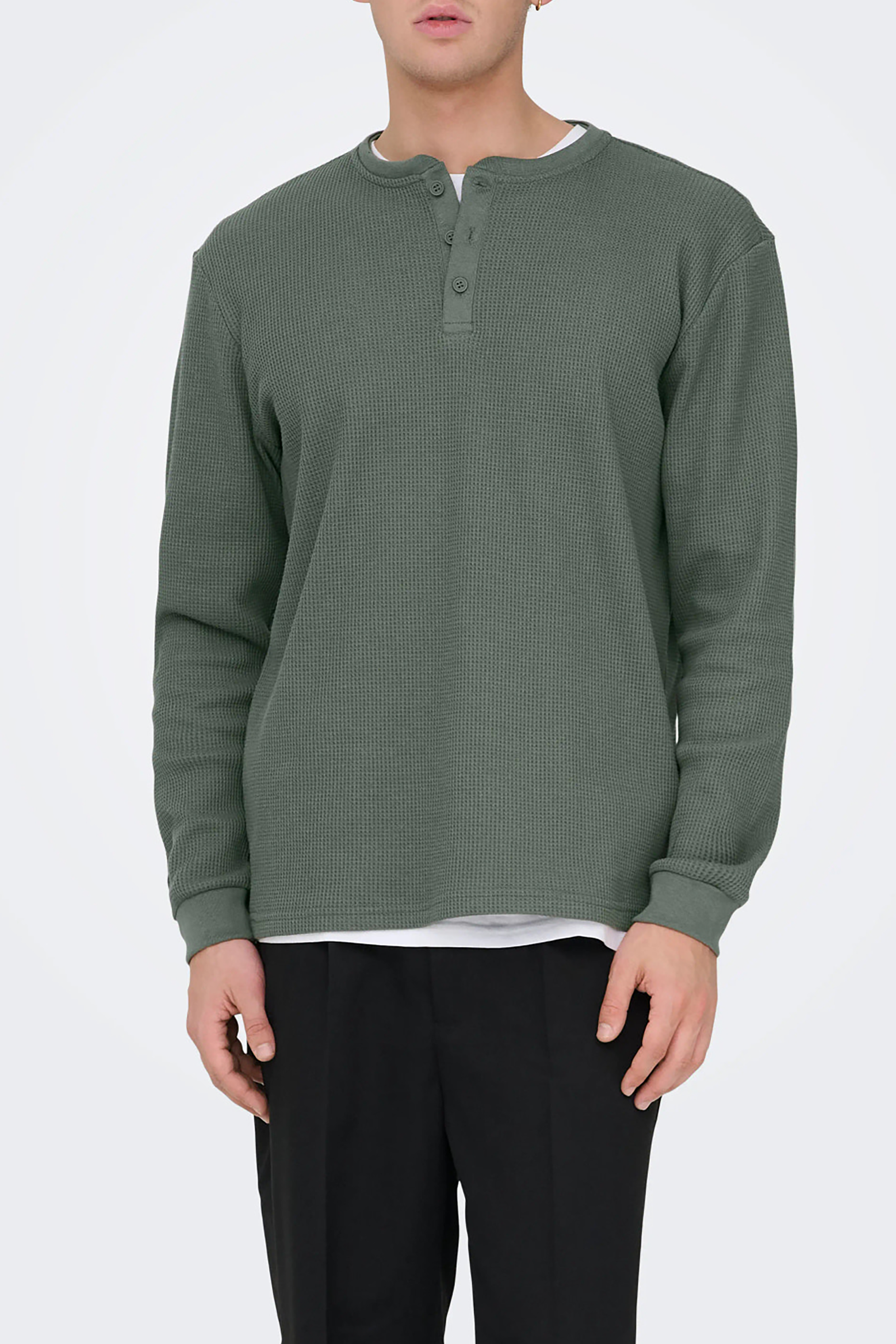 Tobie LS Henley in Castor Grey